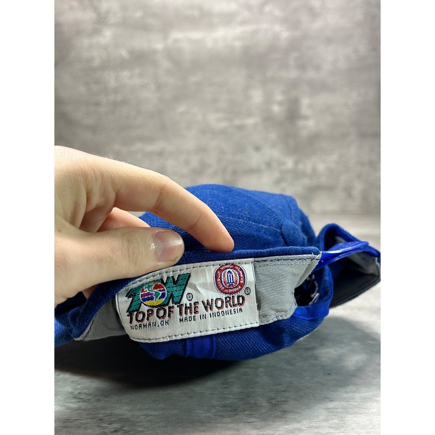 Vintage 90s Kentucky Wildcats NCAA Embroidered Logo Snapback Hat OSFA