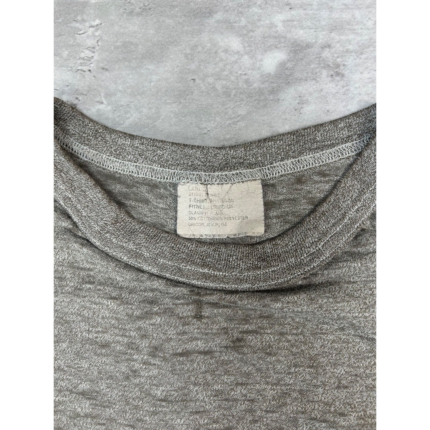 Vintage 90s US Army Graphic Spellout Training T-Shirt Size Large Gray