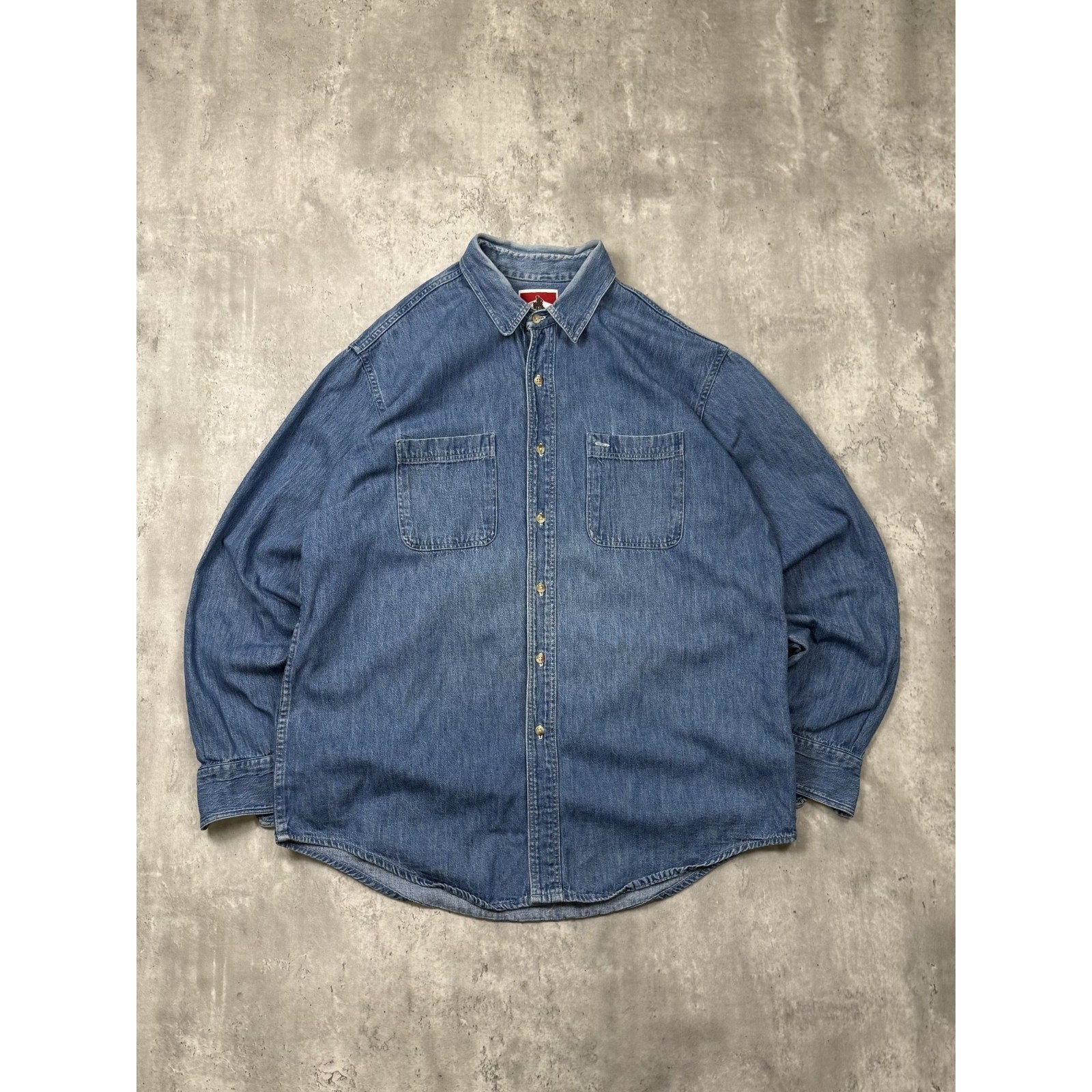 Vintage Marlboro Medium Wash Denim Long Sleeve Button Up Shirt Size Large