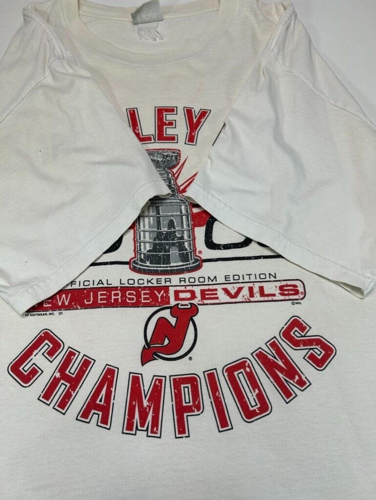 Vintage 2000 New Jersey Devils NHL Stanley Cup Champs Graphic T-Shirt Size XL