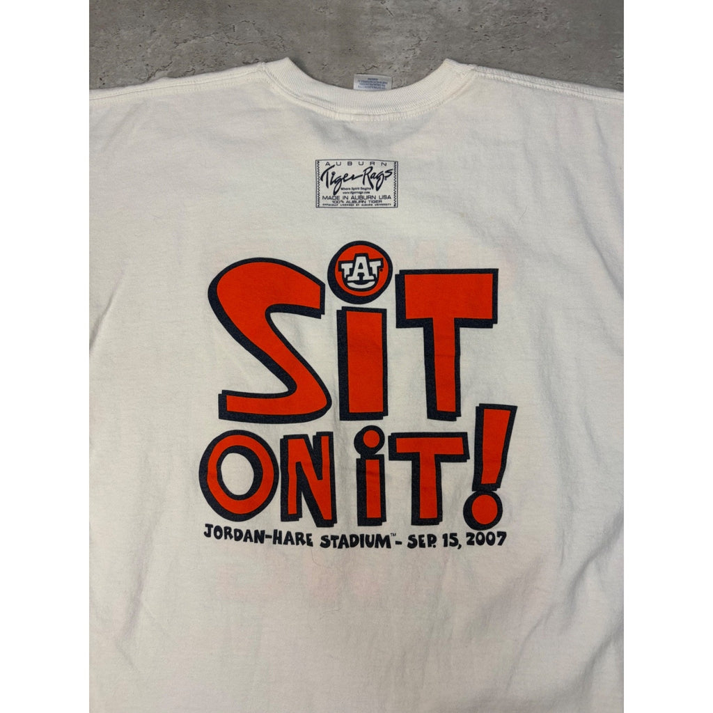 Auburn University Tigers NCAA Under Dawg Graphic T-Shirt Size Large