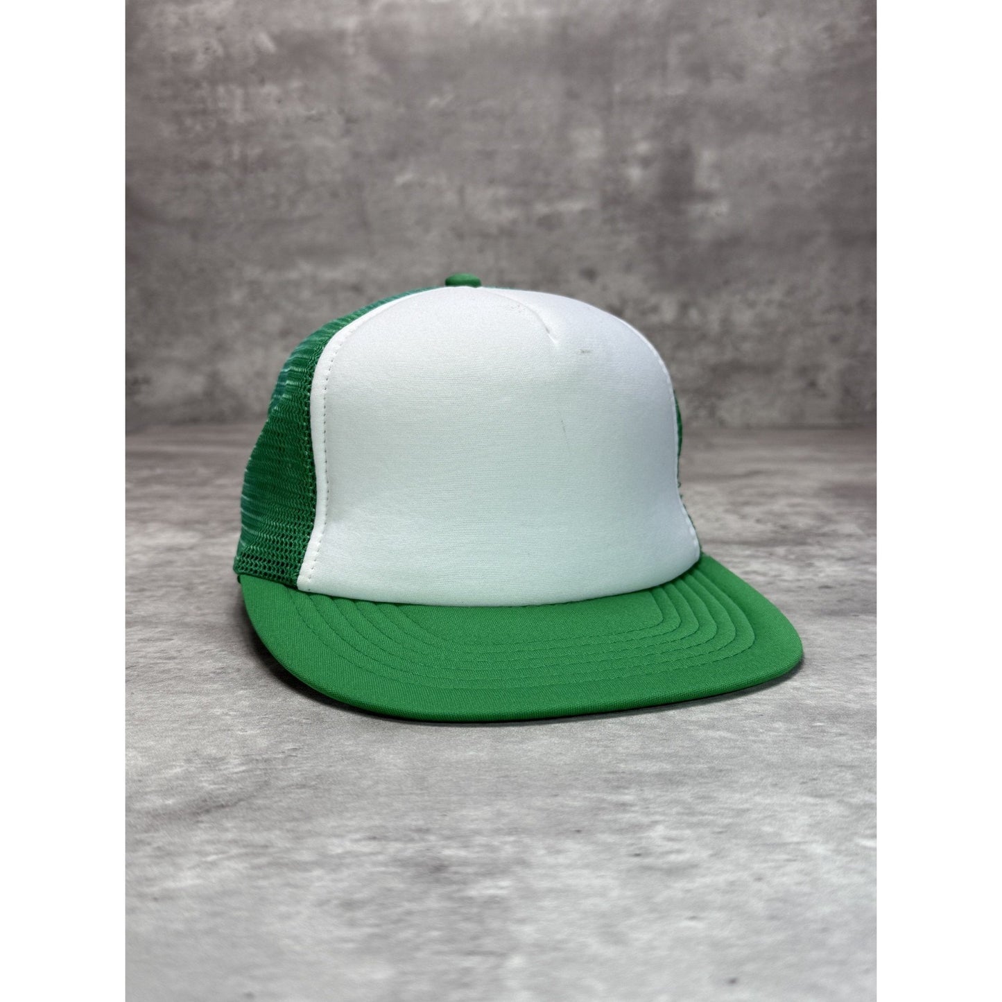 Vintage 80s/90s Classic Blank Two Tone Trucker Snapback Hat OSFA White/Green