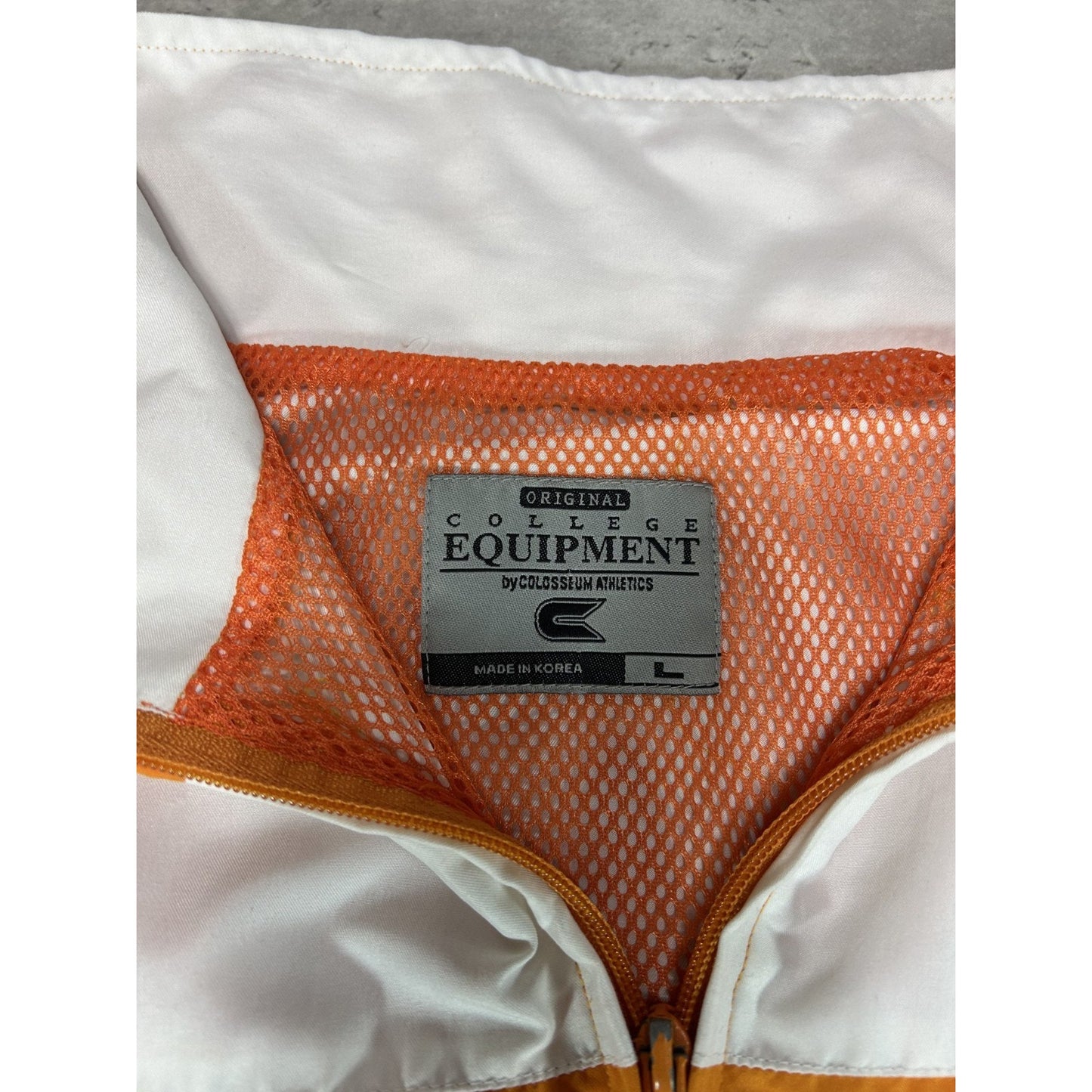 Tennessee Volunteers NCAA Embroidered Logo Windbreaker Jacket Size Large