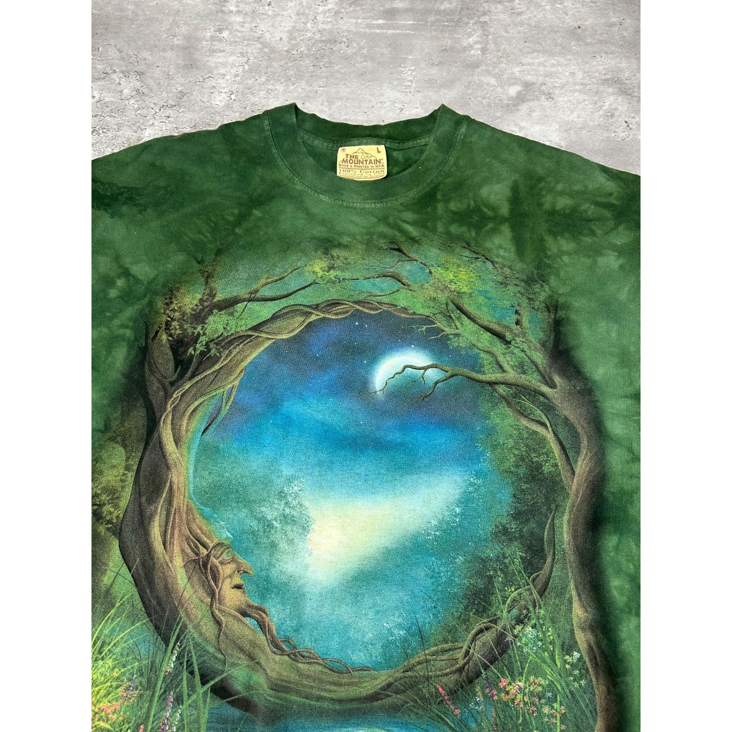 Vintage 2004 Mountain Mystical Landscape Nature Graphic Tye Dye T-Shirt Sz Large