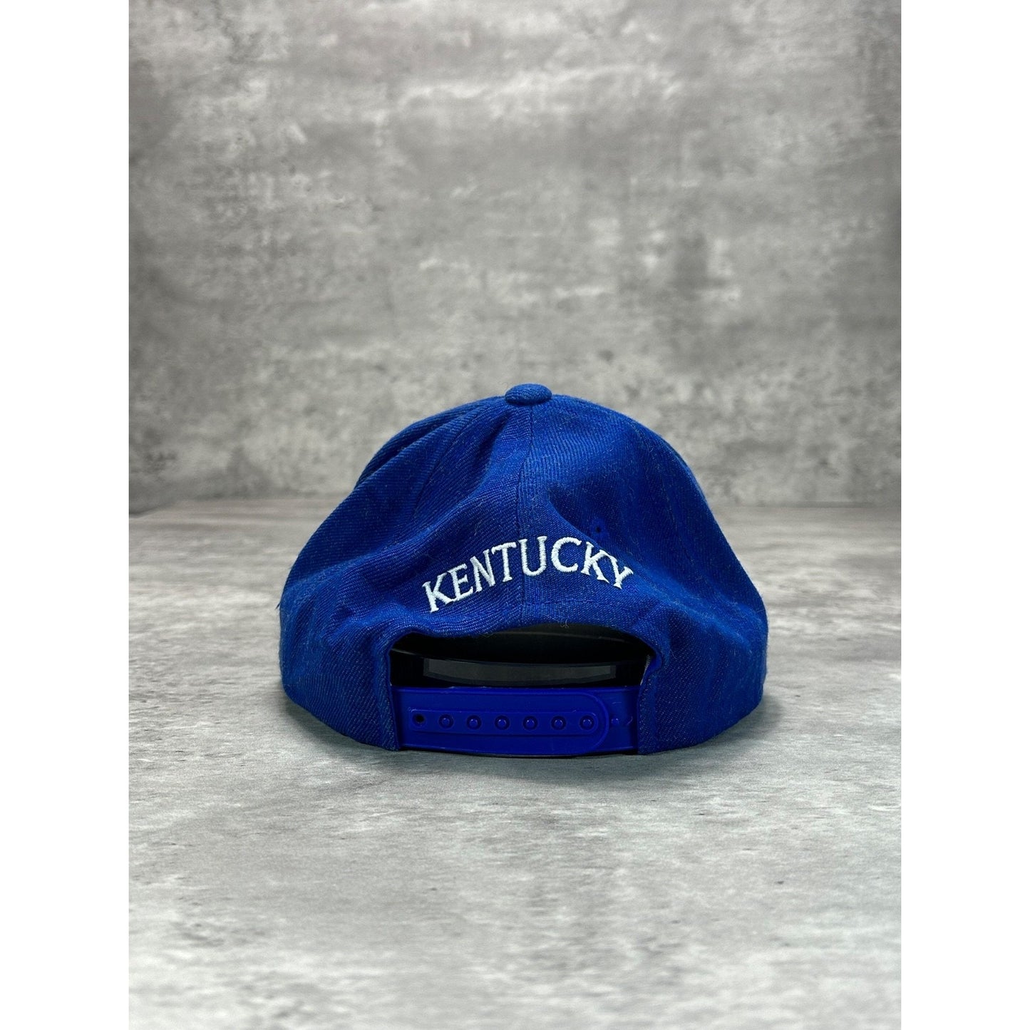 Vintage 90s Kentucky Wildcats NCAA Embroidered Logo Snapback Hat OSFA
