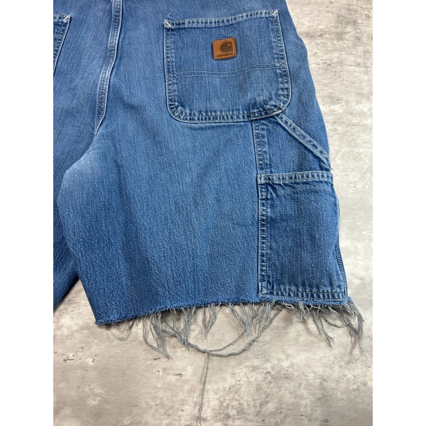 Vintage Carhartt Medium Wash Denim Workwear Carpenter Shorts Size 36 Blue