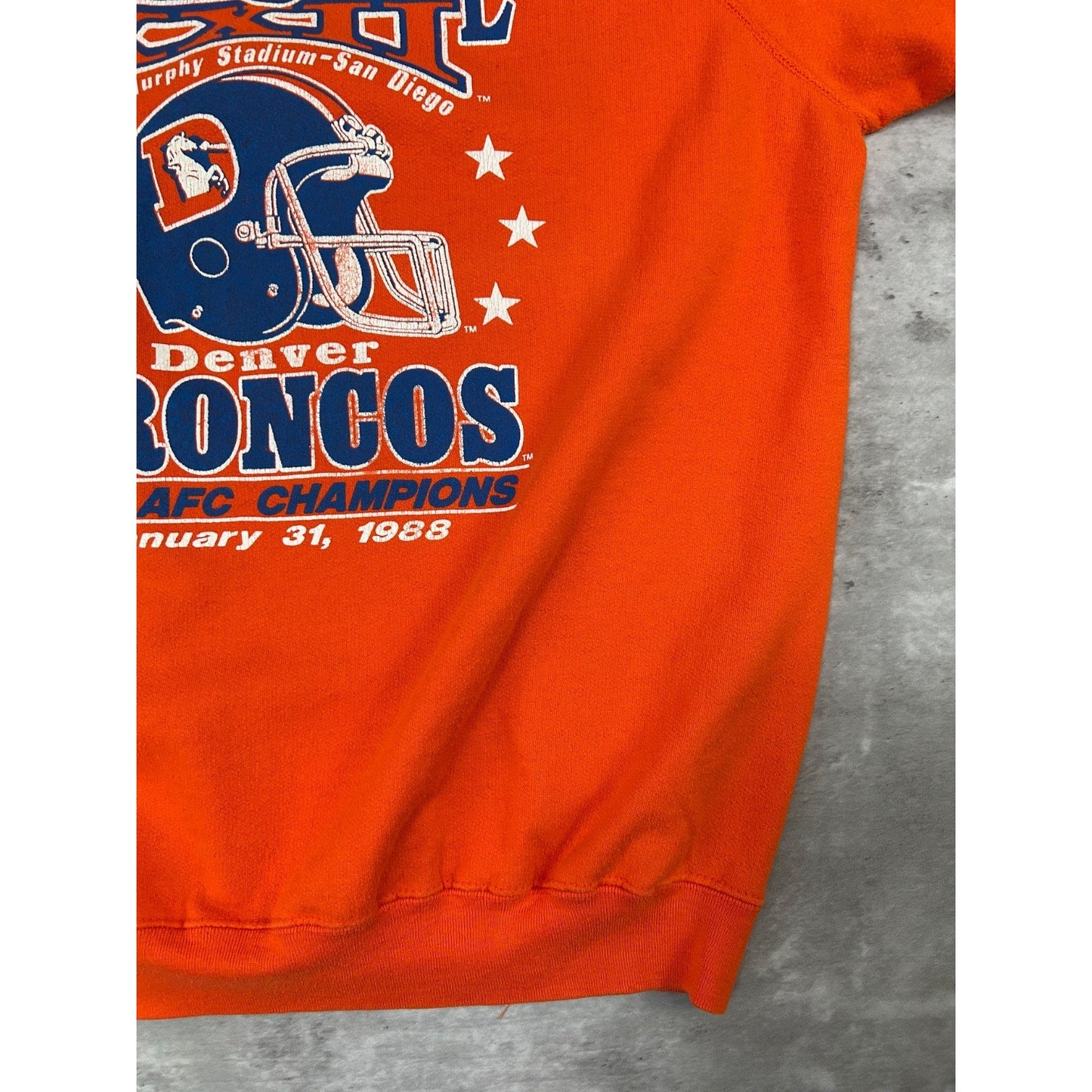 Vintage 1987 Denver Broncos NFL AFC Champs Super Bowl Graphic Sweatshirt Medium