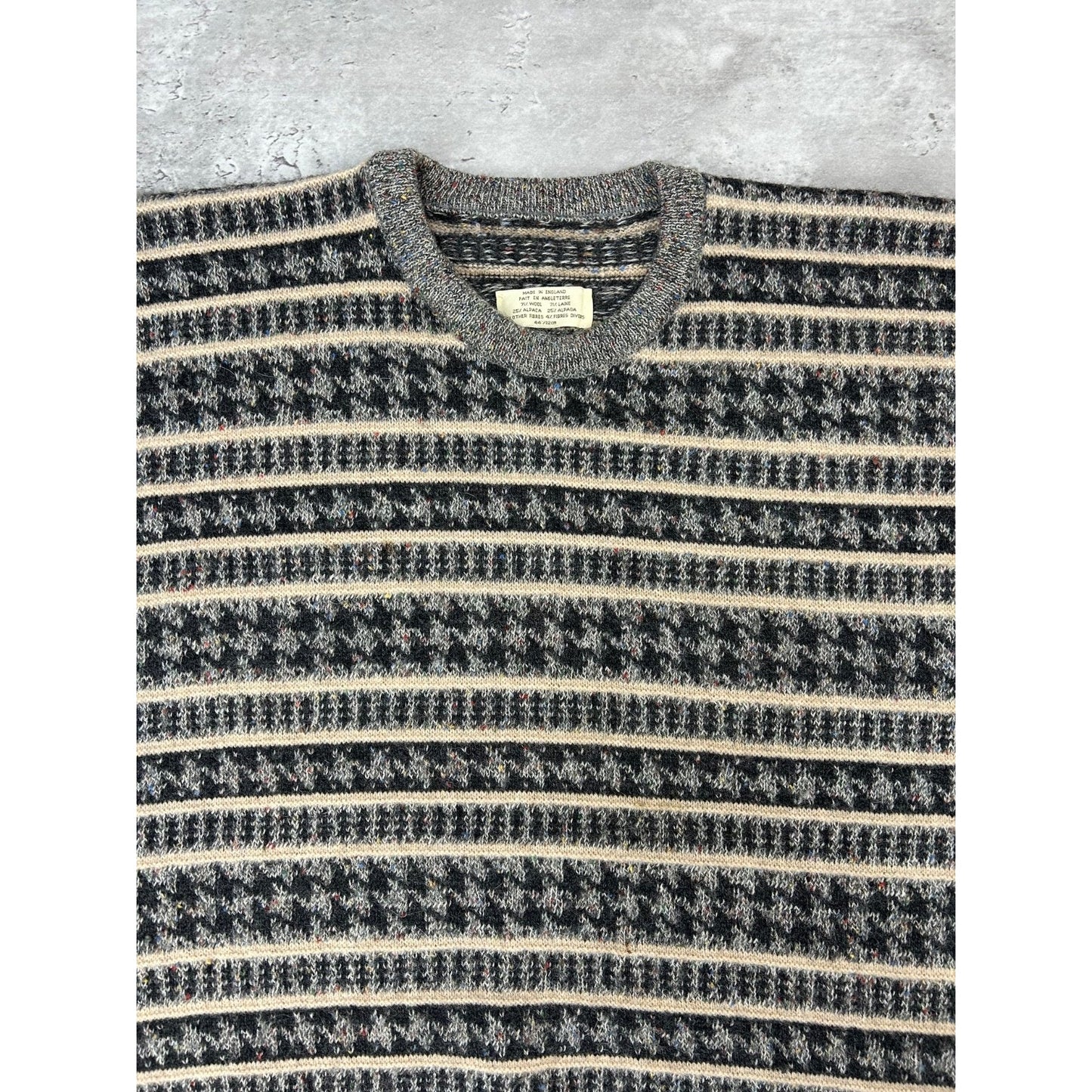 Vintage 80s/90s Abstract Print Pullover Ribbed Knit Sweater Size XL