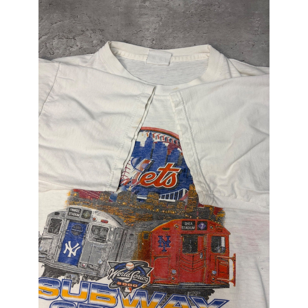 Vintage 2000 Yankees Vs Mets MLB Subway Series Baseball T-Shirt Size XL