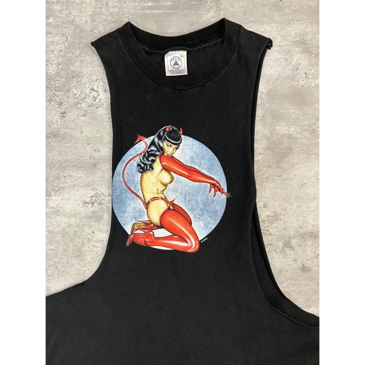 Vintage 90s Bettie Page Devil Girl Graphic Sleeveless Cut Off T-Shirt Sz Medium