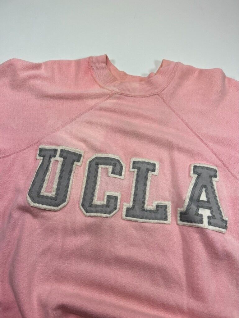 Vintage 80s/90s UCLA Bruins NCAA Stitched Spellout Sweatshirt Size Medium Pink