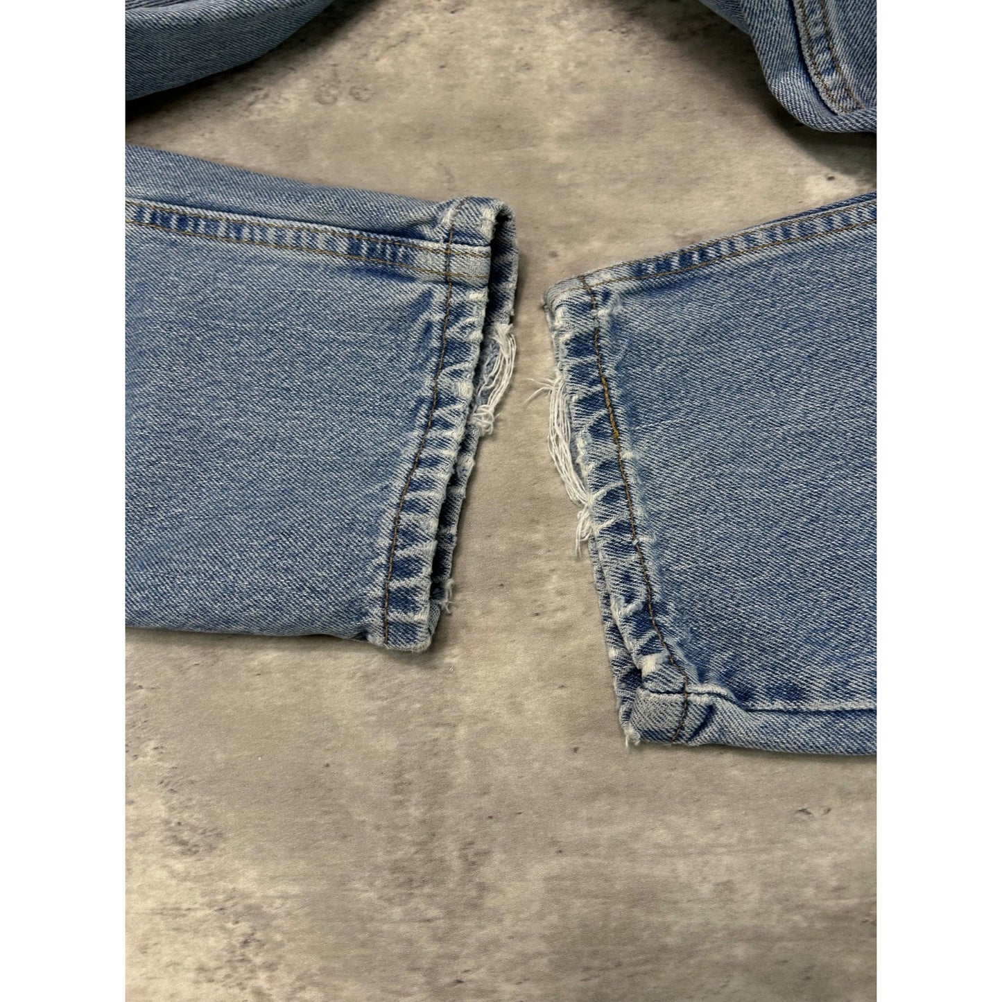 Vintage 90s Women's Levis 550 Red Tab Light Wash Denim Pants Size 30 Blue