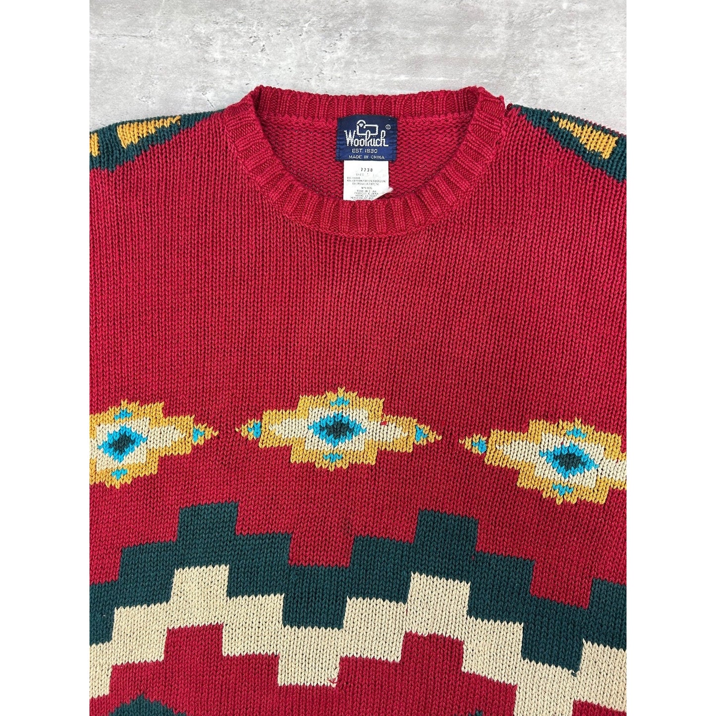 Vintage 90s Woolrich Aztec Style Pullover Knit Sweater Size Large