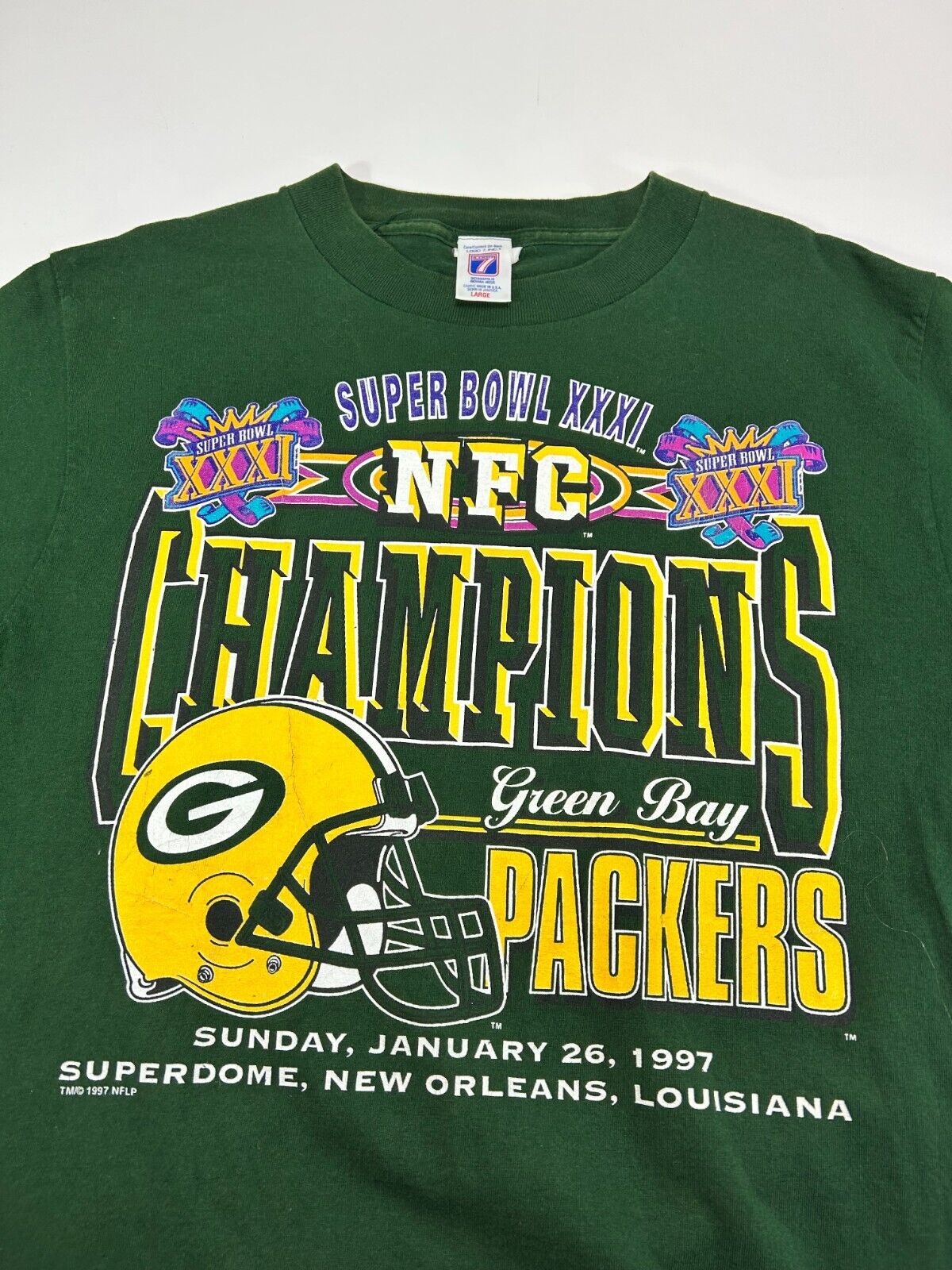 Vintage 1997 Green Bay Packers NFL NFC Champs Football T-Shirt Size Large Green