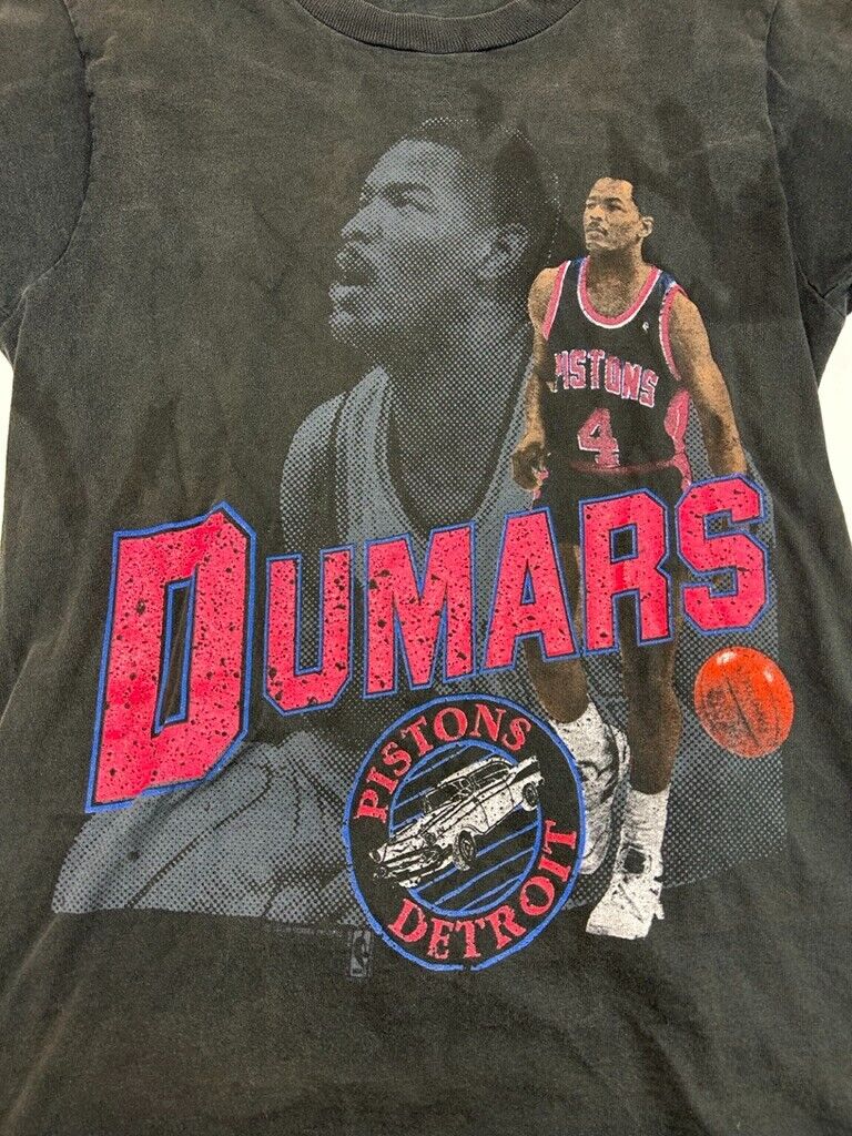 Vtg Joe Dumars #4 Detroit Pistons NBA Player Graphic Spellout T-Shirt Sz Small