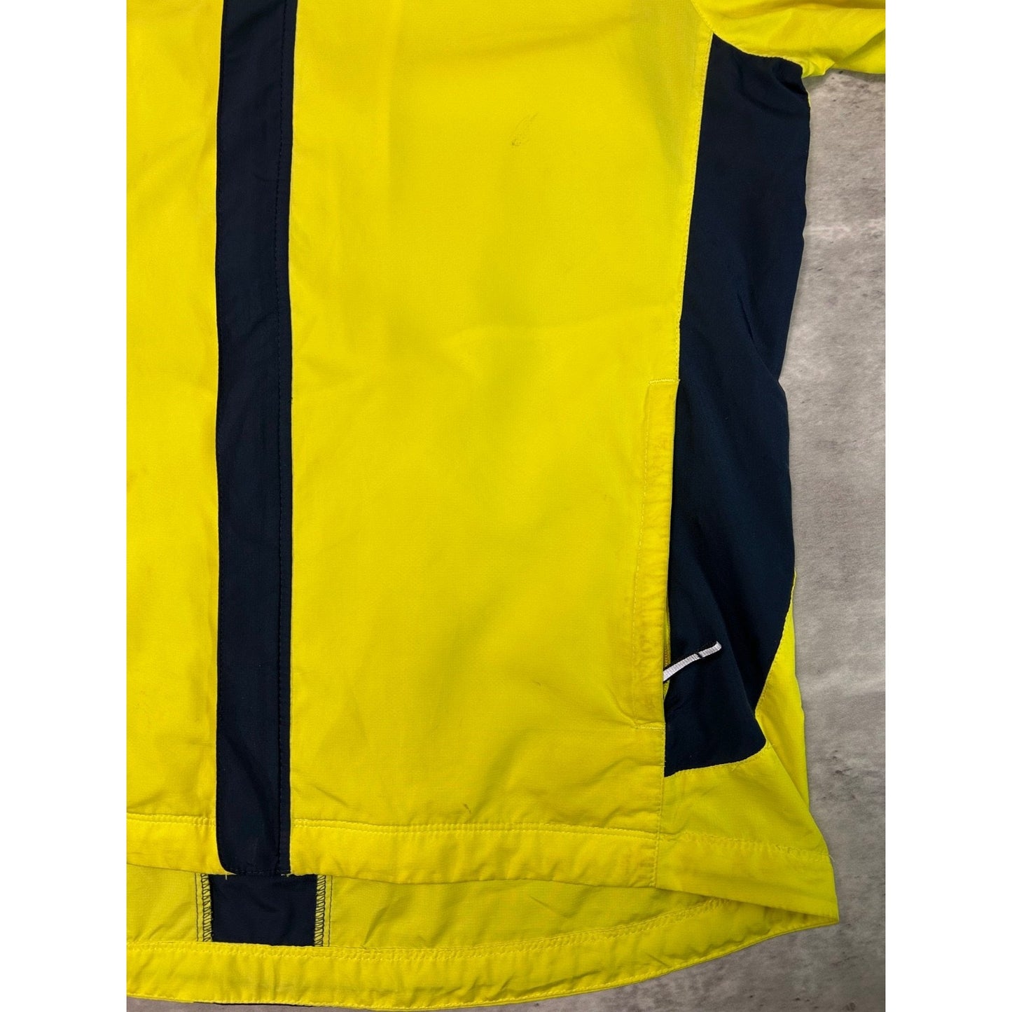 Vintage 2000s Nike Embroidered Swoosh Two Tone Windbreaker Jacket Medium YOUTH