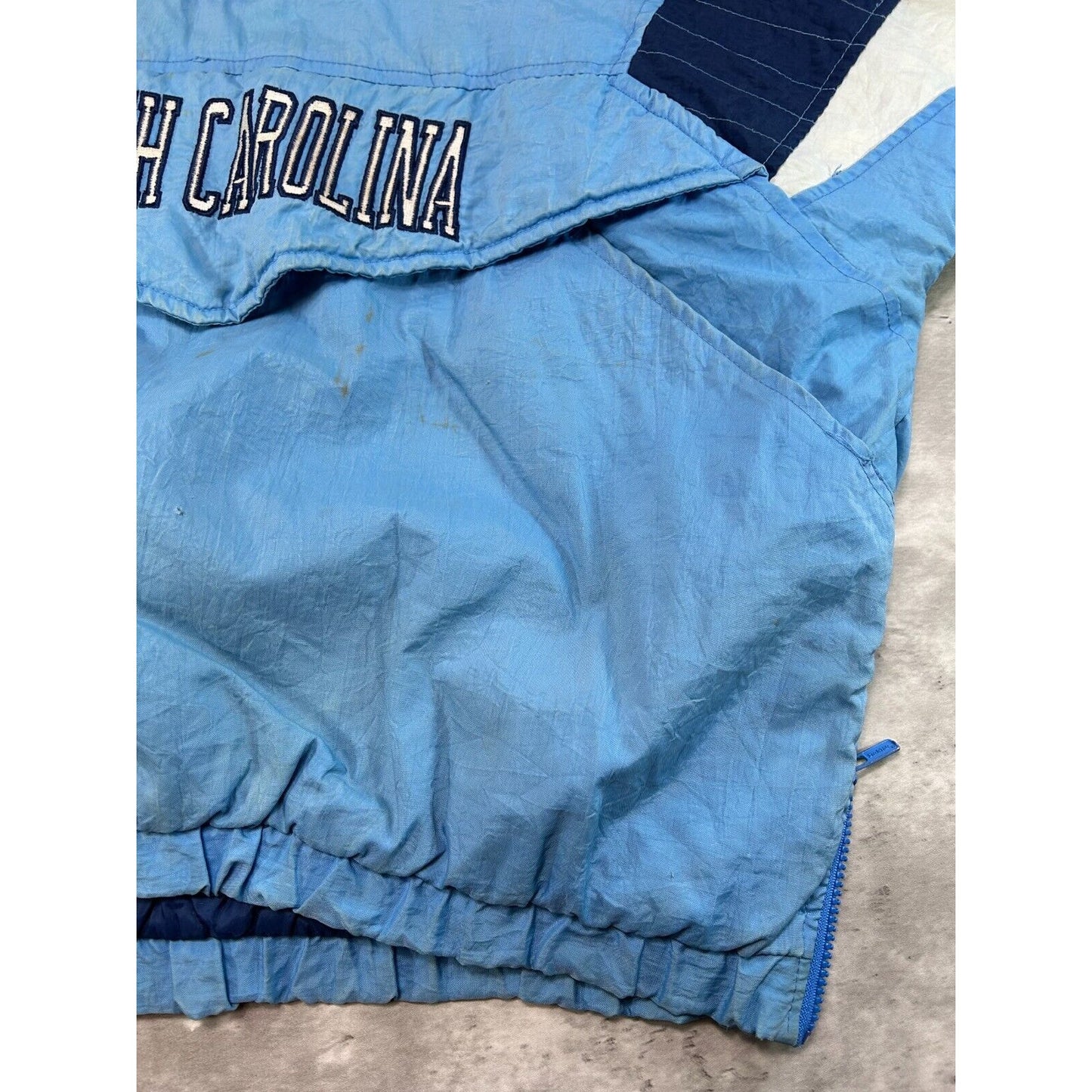 Vintage UNC Tarheels NCAA Quilted Lined Hooded Starter Jacket Size Large