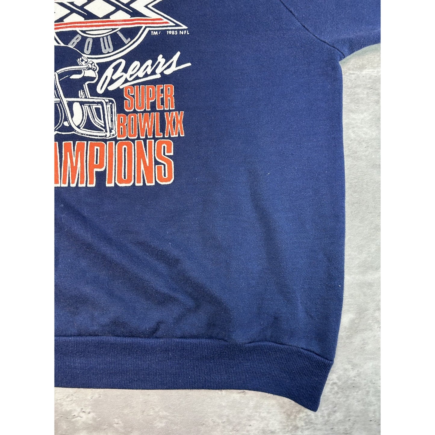 Vintage 1985 Chicago Bears NFL Super Bowl XX Champs Football Sweatshirt Sz Large