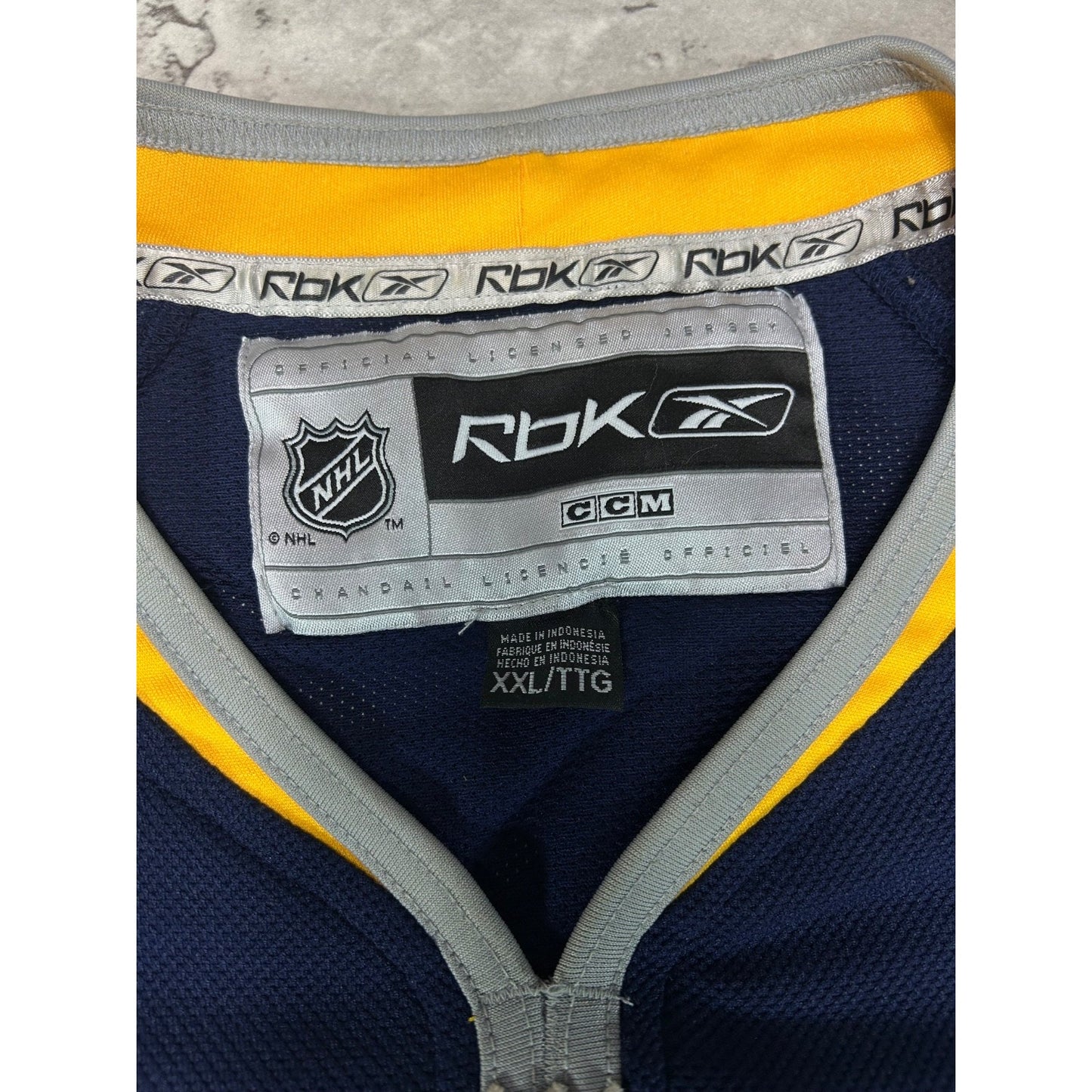 Vintage Buffalo Sabres NHL Stitched Reebok Hockey Jersey Size XXL Navy Blue