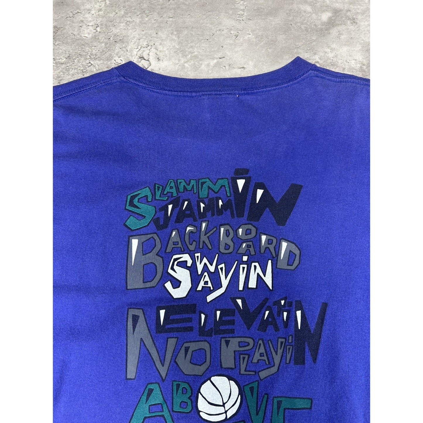 Vintage 90s Above The Rim Slammin Jammin Basketball Slogan T-Shirt Size Large