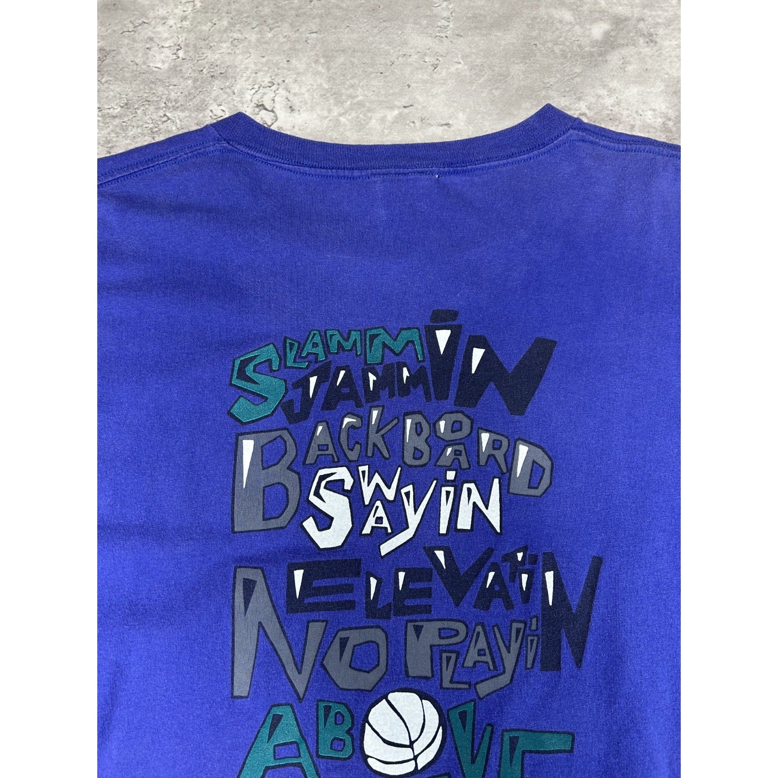 Vintage 90s Above The Rim Slammin Jammin Basketball Slogan T-Shirt Size Large