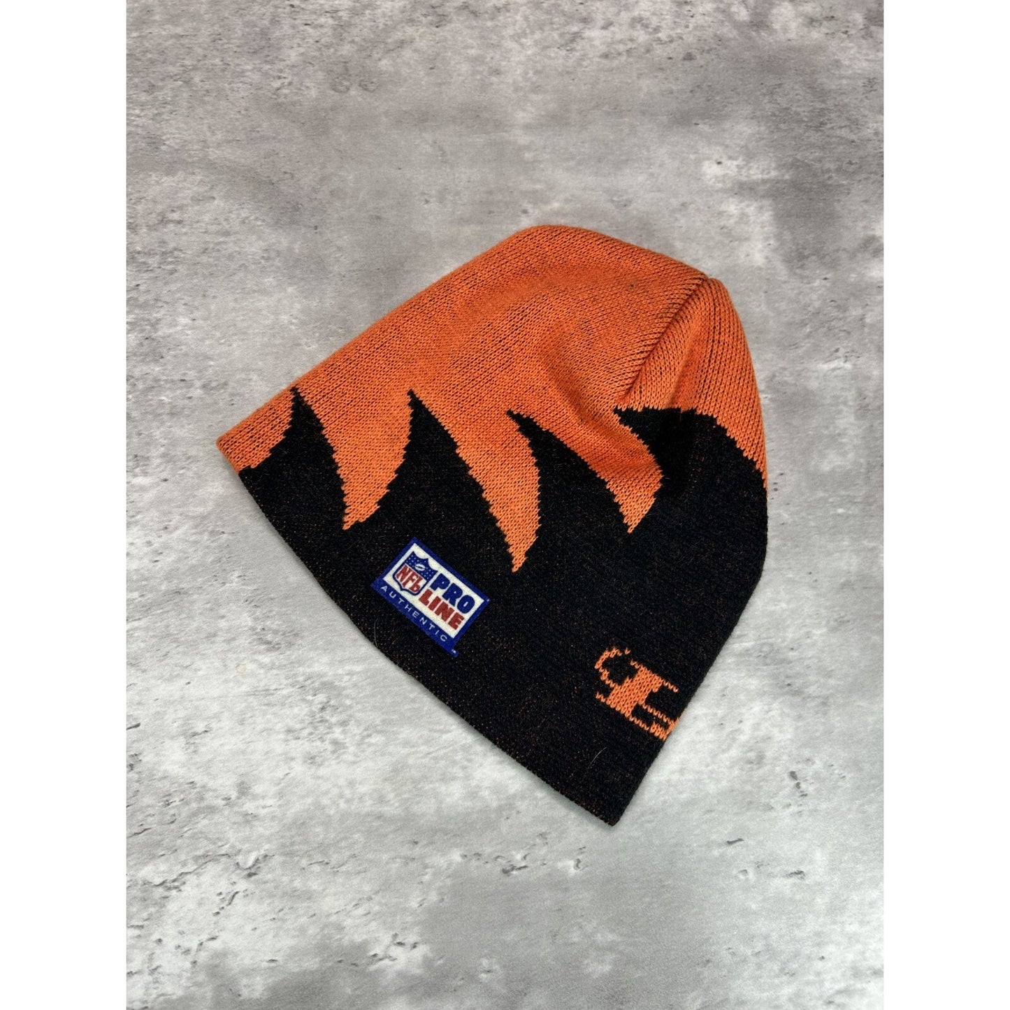 Vintage Cleveland Browns NFL Logo Athletics Sharktooth Beanie Hat OSFA