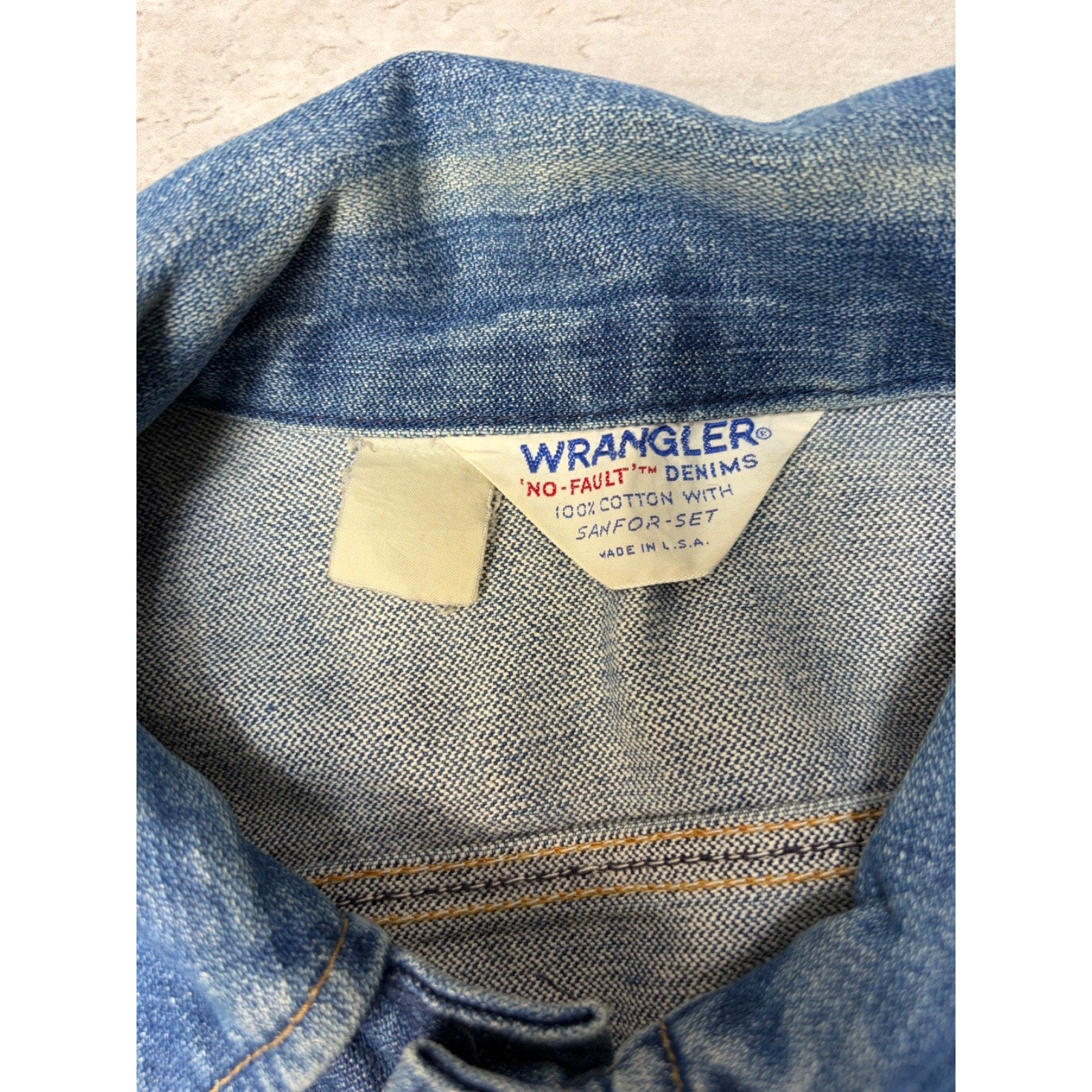 Vintage 1970s Wrangler Dark Wash Denim 4 Pocket Trucker Jacket Size Small