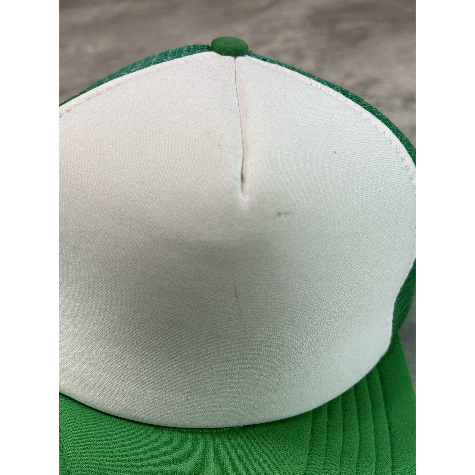 Vintage 80s/90s Classic Blank Two Tone Trucker Snapback Hat OSFA White/Green