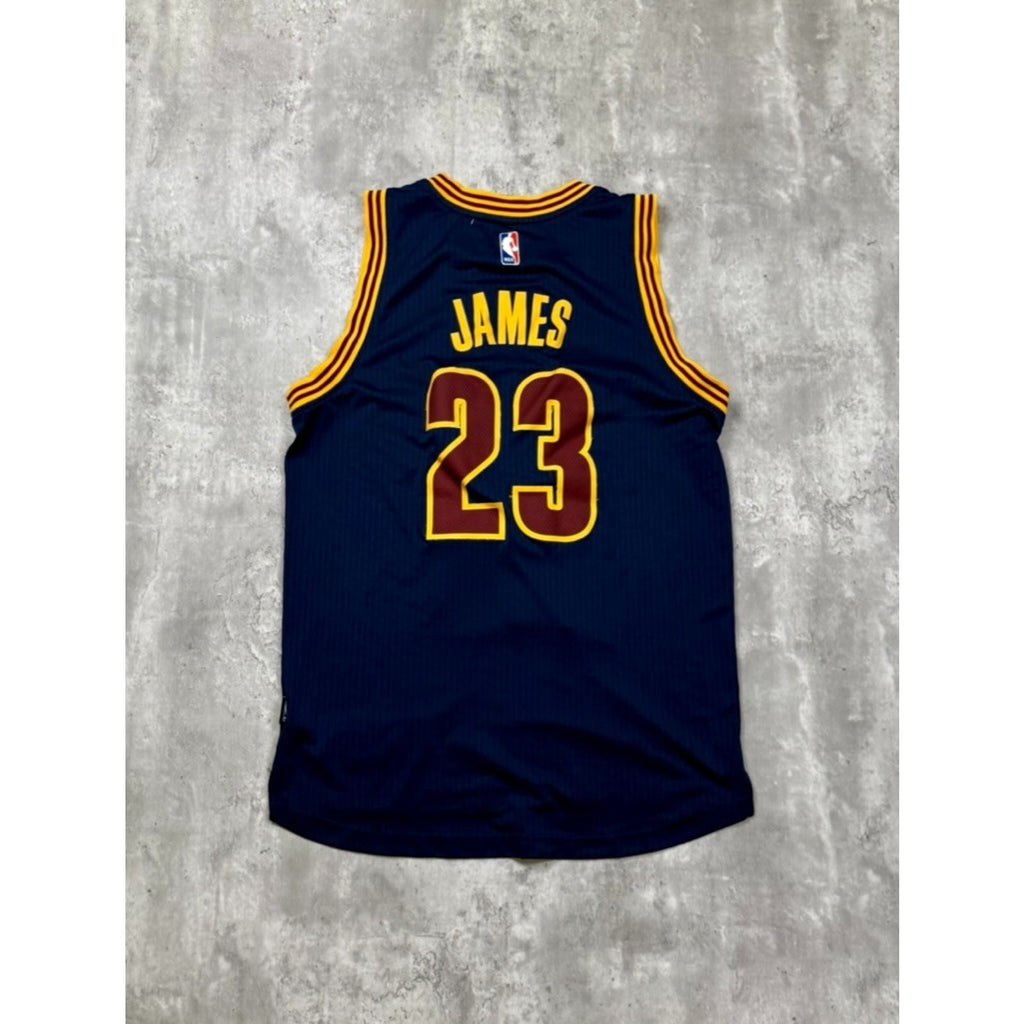 Vintage Lebron James #23 Cleveland Cavaliers NBA Basketball Jersey Size Medium