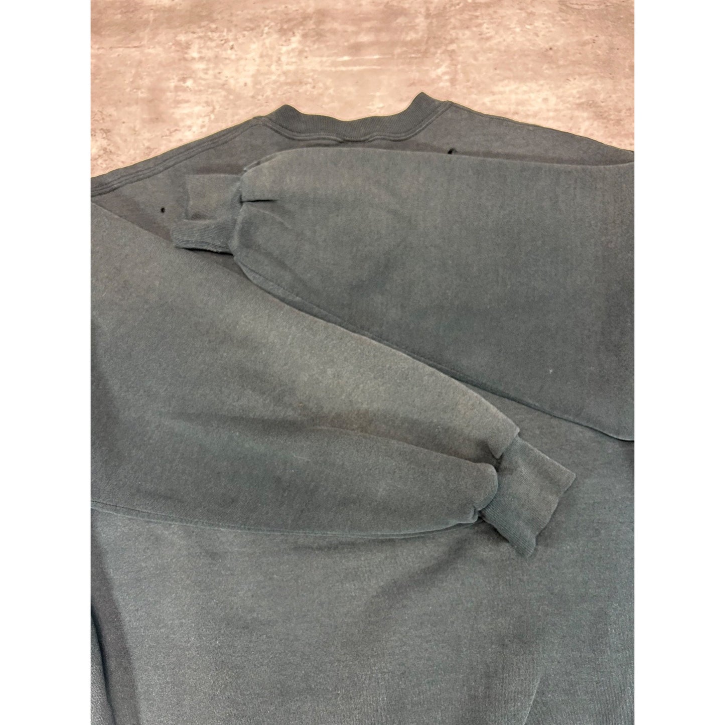 Vintage 90s Russell Athletic Blank Pullover Crewneck Sweatshirt Size Large Tall