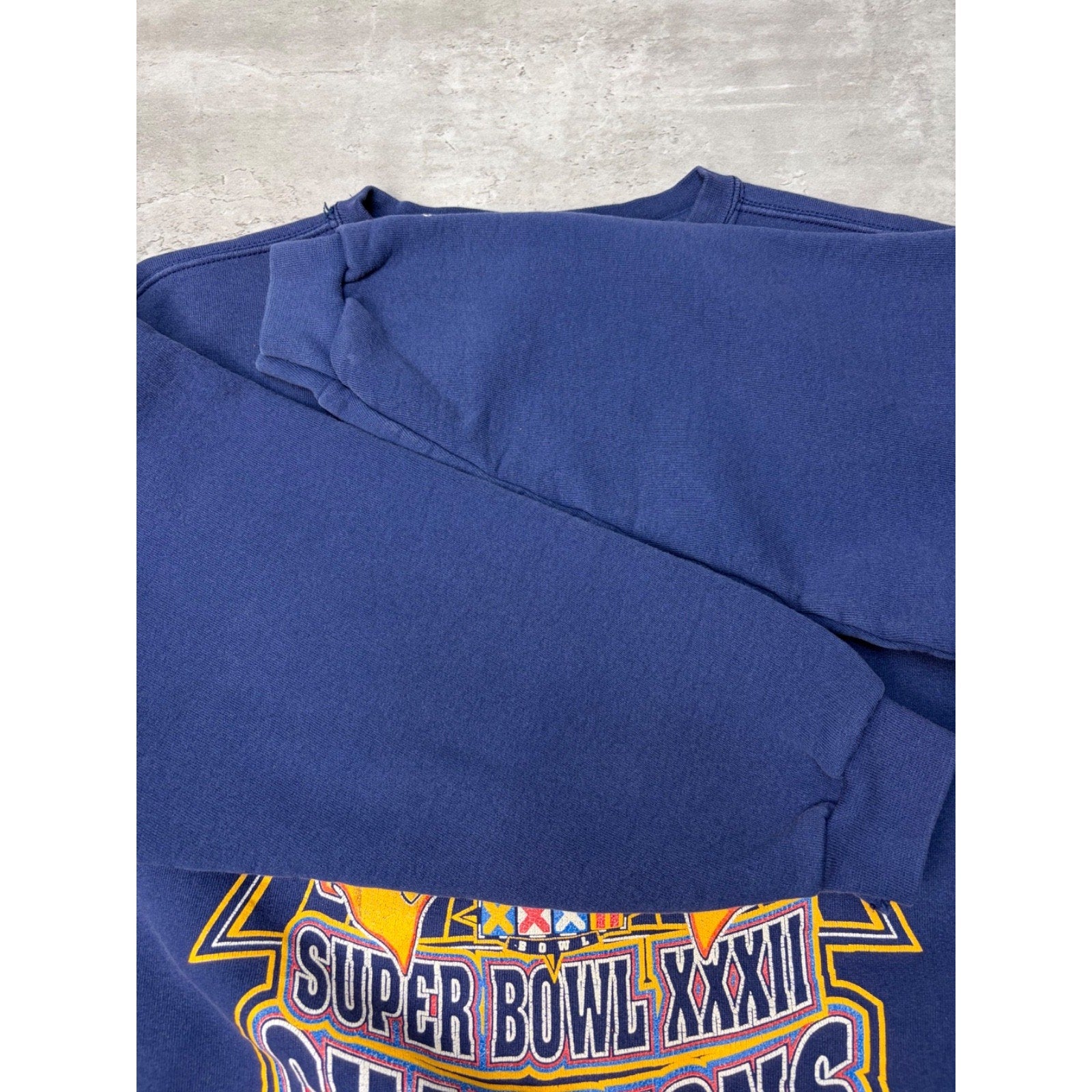 Vintage 1997 Denver Broncos NFL Super Bowl XXXII Sweatshirt Size Large