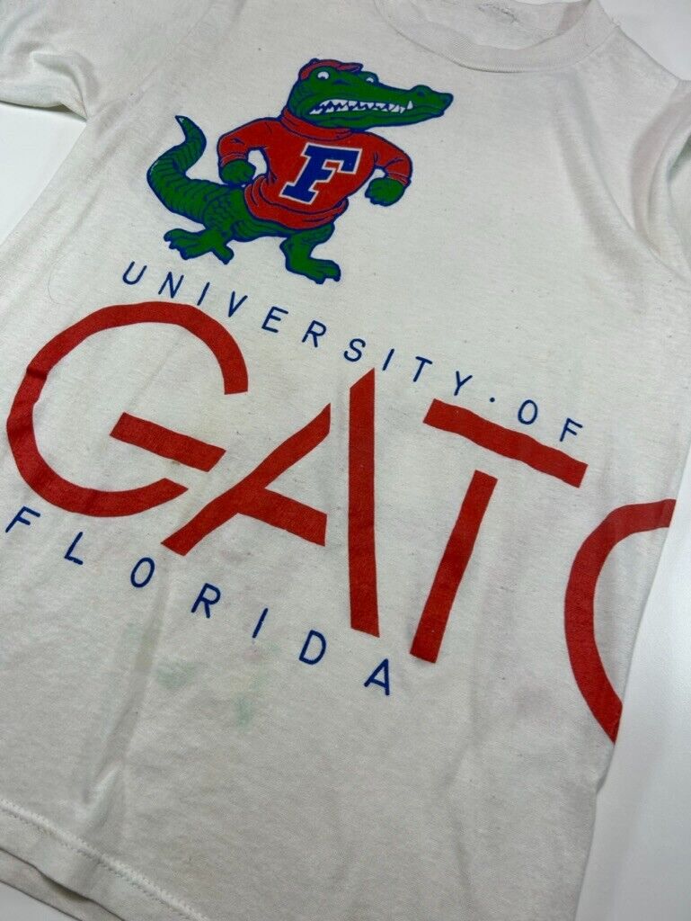 Vintage 1985 Florida Gator NCAA Collegiate Wrap Around Spellout T-Shirt Sz Small