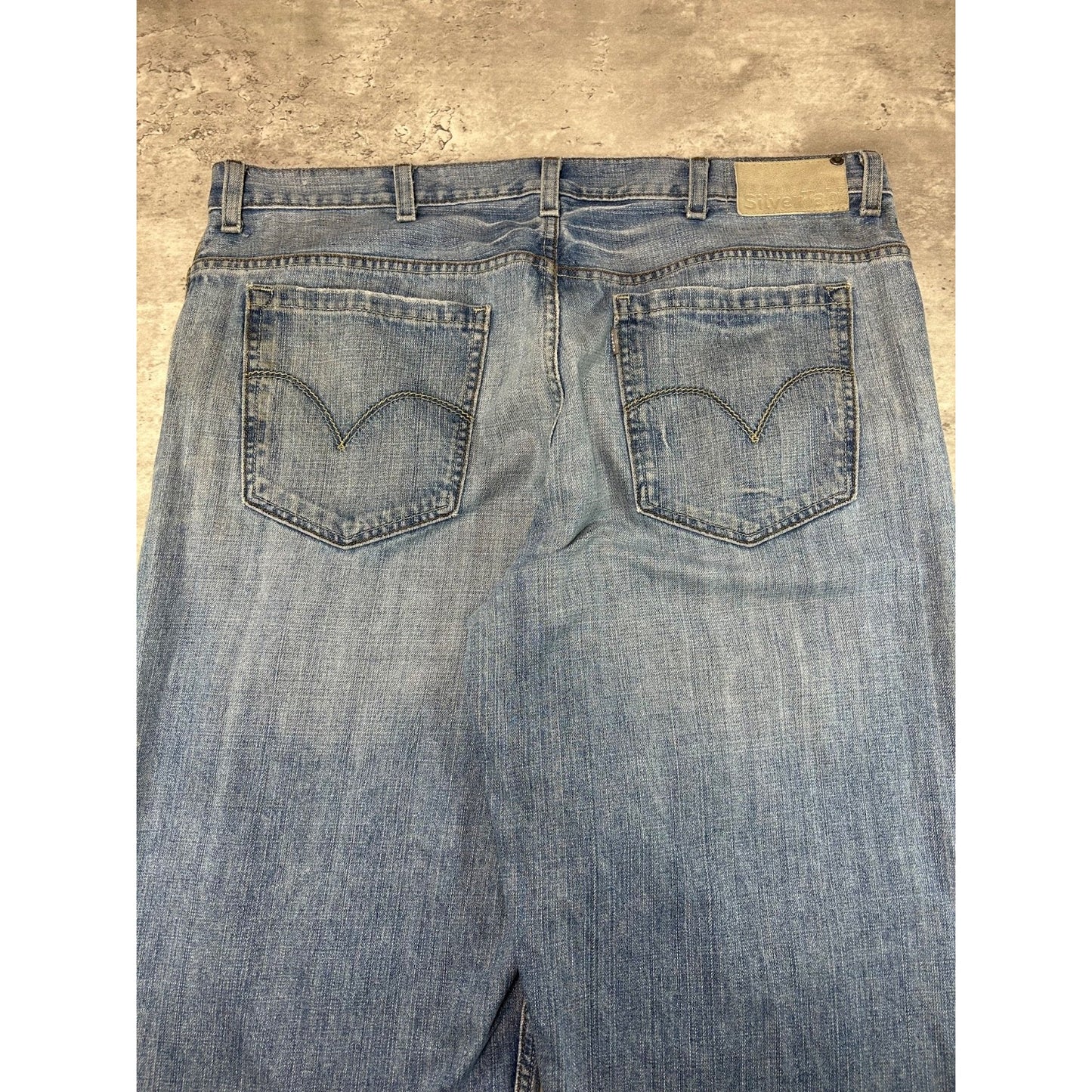 Vintage Levis Silvertab Baggy Fit Light Wash Distressed Denim Pants Size 41