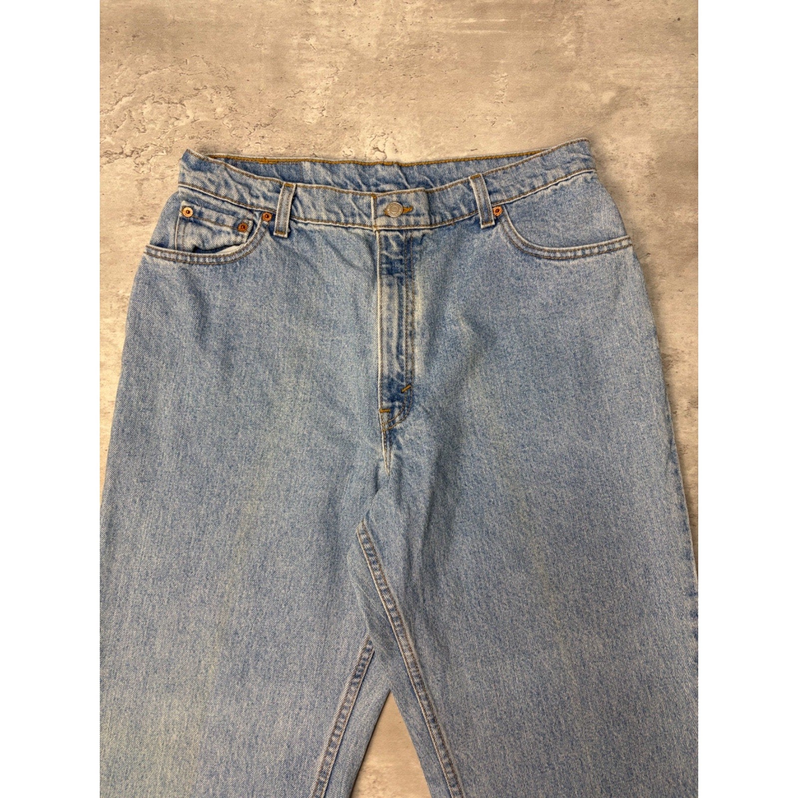 Vintage Womens Levis 550 Red Tab Medium Wash Denim Pants Size 33