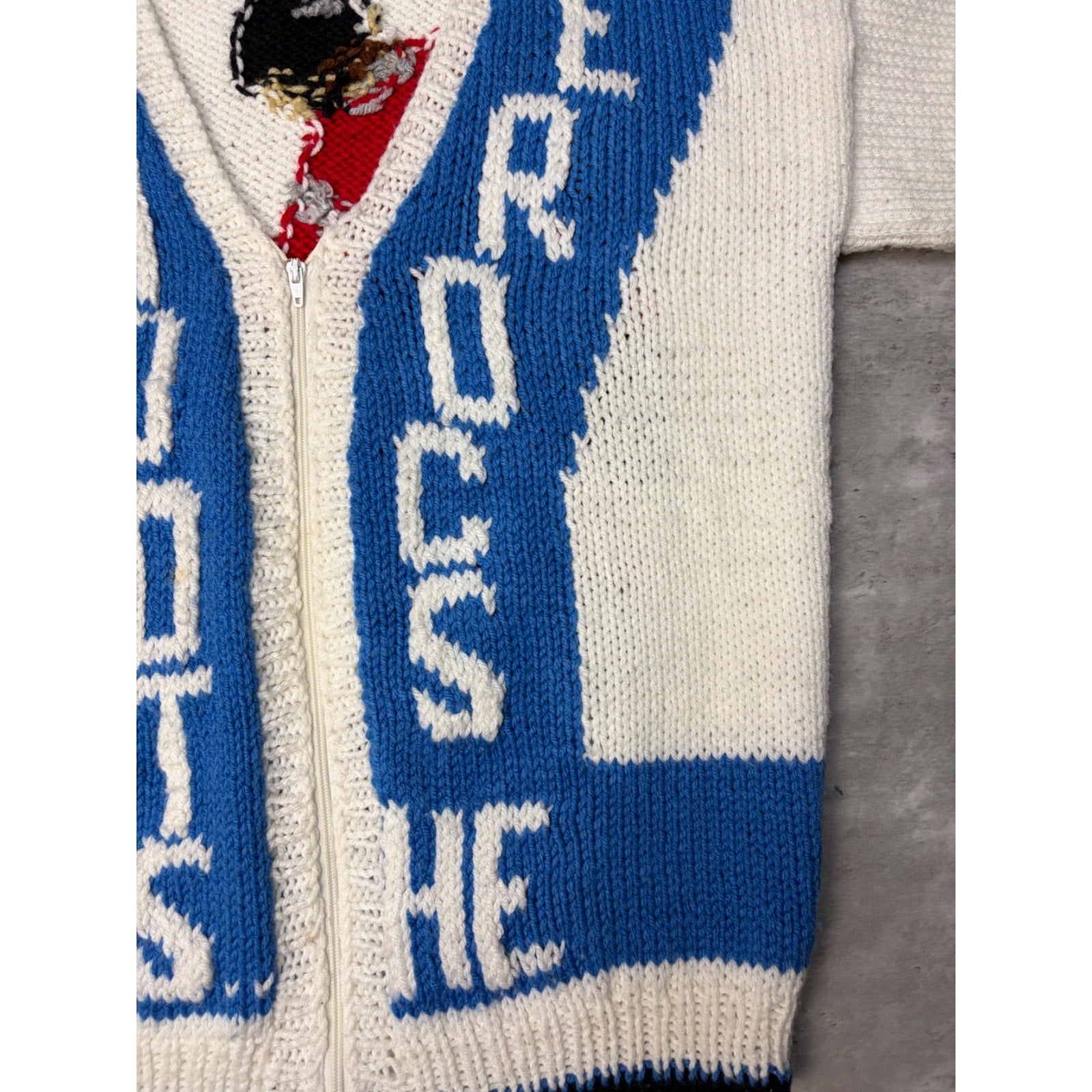 1970s He Shoots He Scores Hockey Graphic Knit Cardigan Sweater Size Medium
