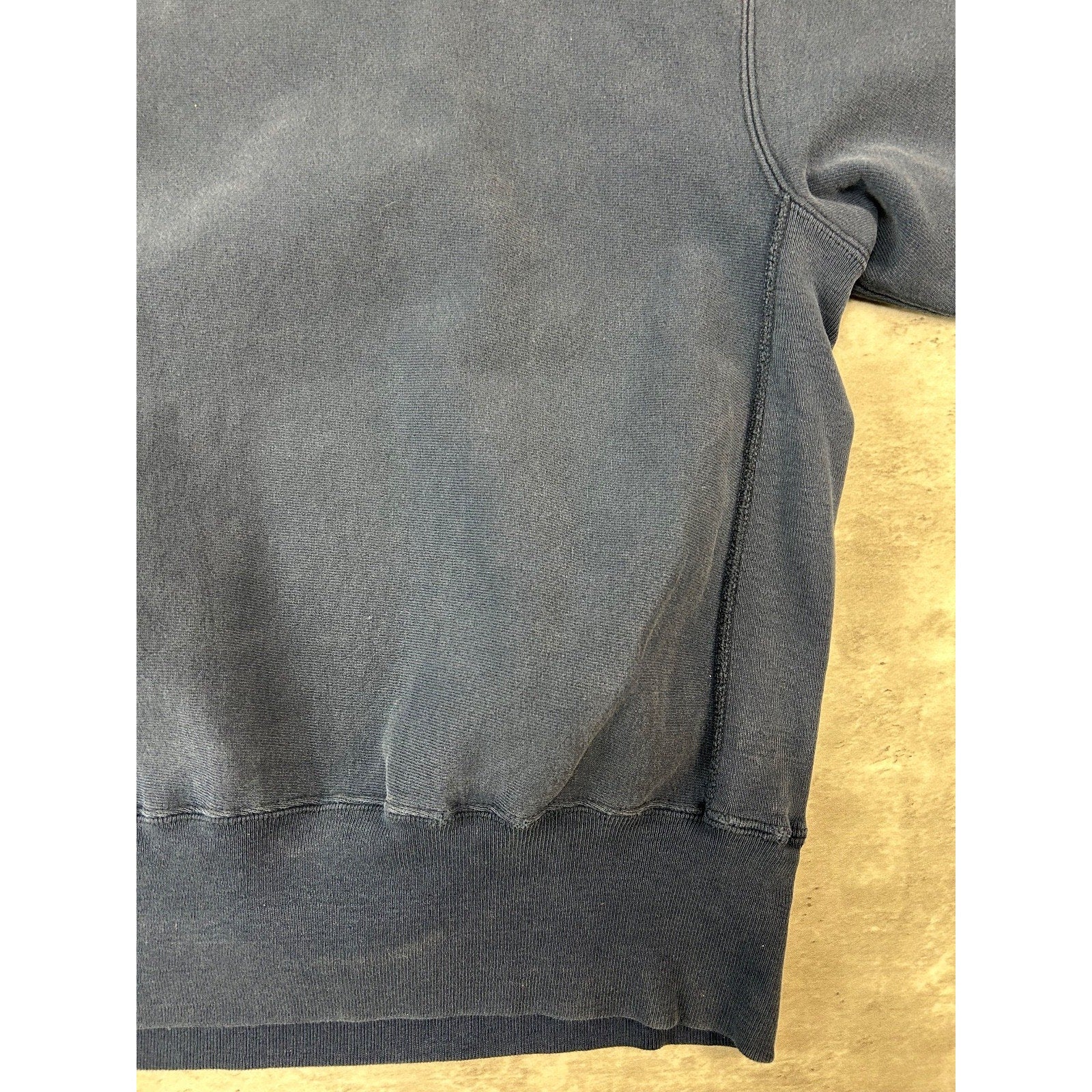 Vintage 90s Central Connecticut NCAA Champion Reverse Weave Sweatshirt Sz Large