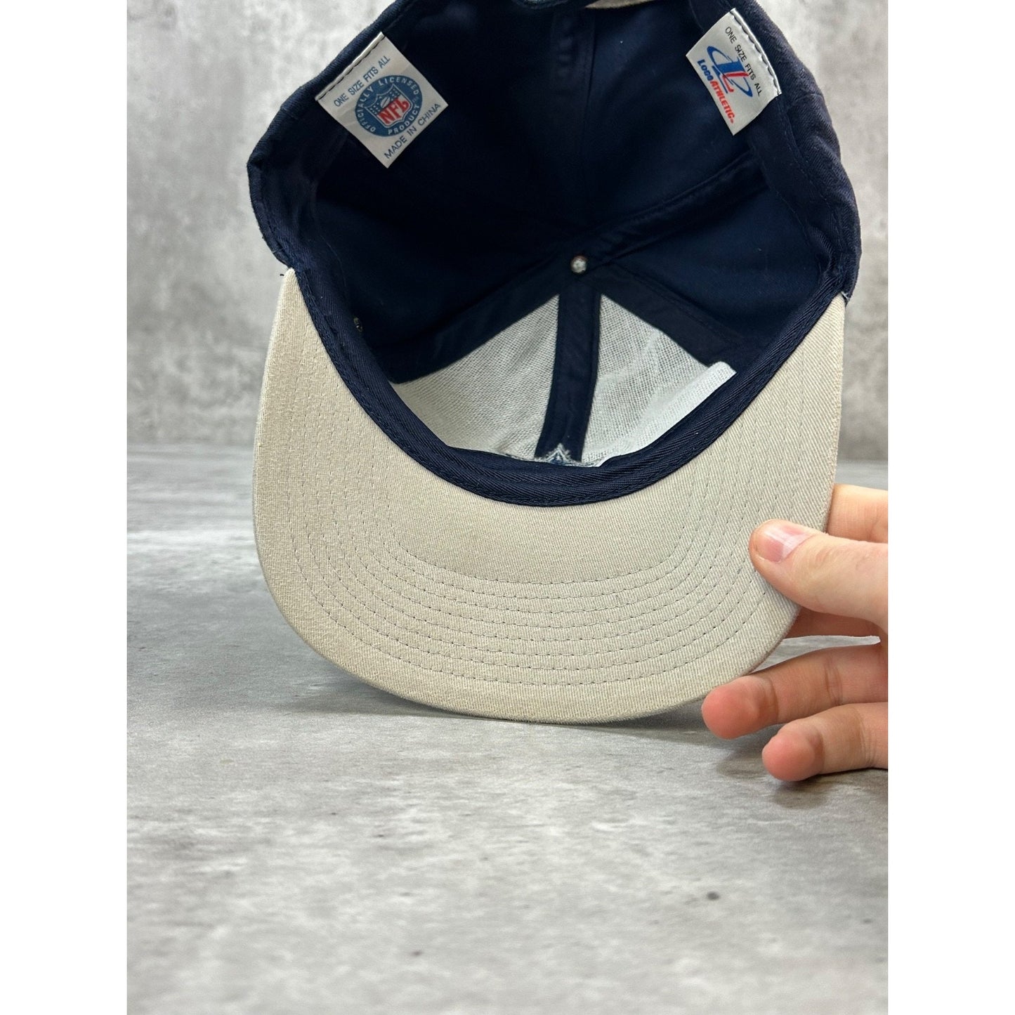 Vintage 90s Dallas Cowboys NFL Embroidered Logo Football Strapback Hat OSFA