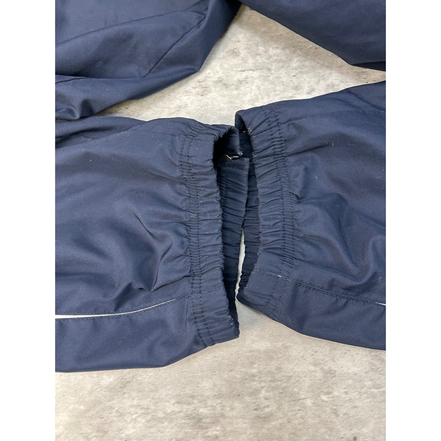 Vintage 90s England Soccer Embroidered Crest Umbro Nylon Track Pants Size XL