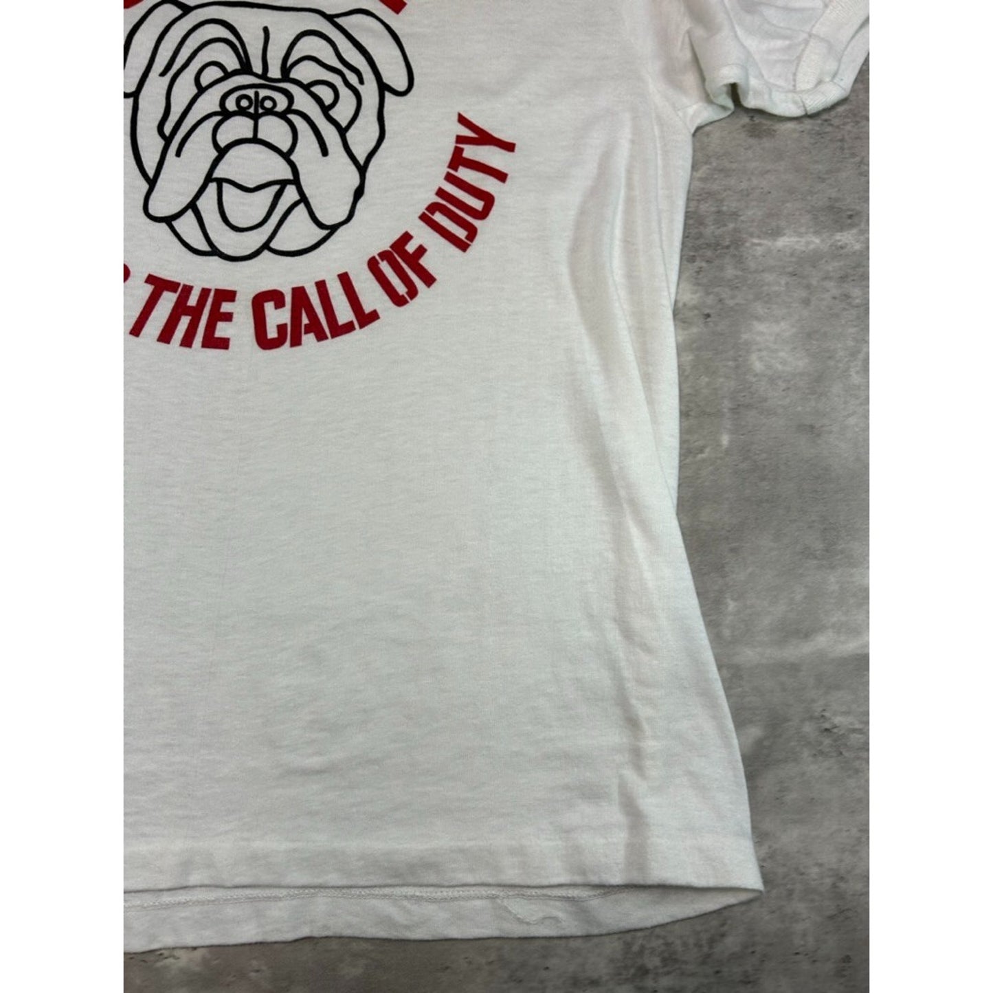 Vintage 1980s US Marines Beyond The Call Of Duty Ringer T-Shirt Size Medium