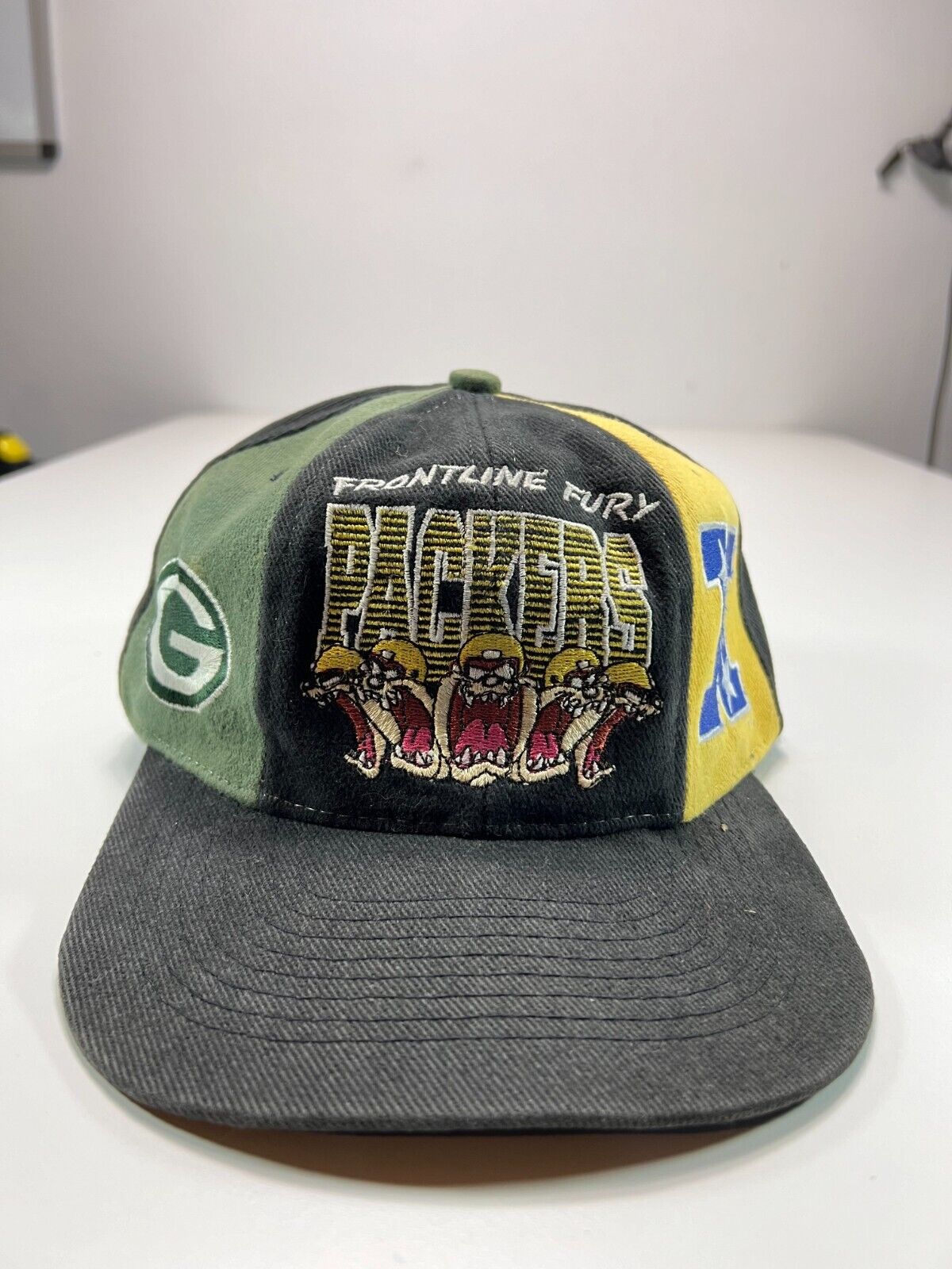 Vtg 1996 Green Bay Packers NFL Looney Tunes Taz Color Block Snapback Hat OSFA