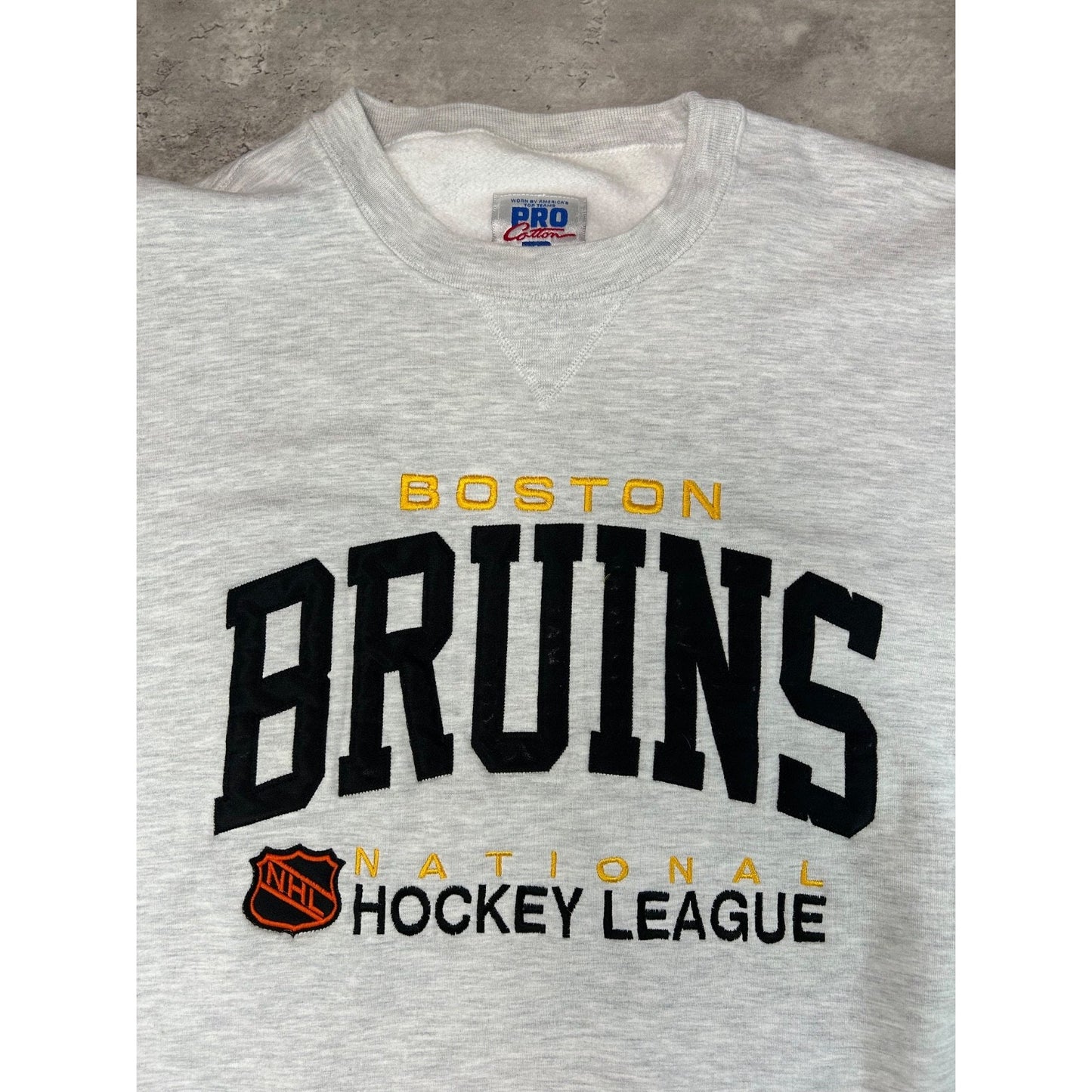 Vintage 90s Boston Bruins NHL Embroidered Spellout Hockey Sweatshirt Size XL