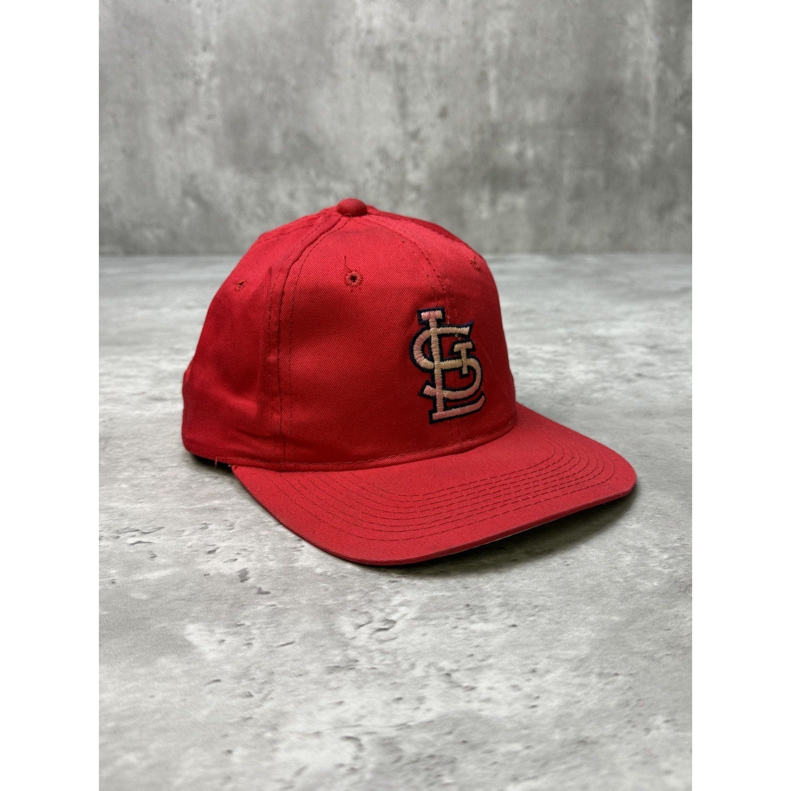 Vintage 90s St. Louis Cardinals MLB Embroidered Logo Snapback Hat OSFA