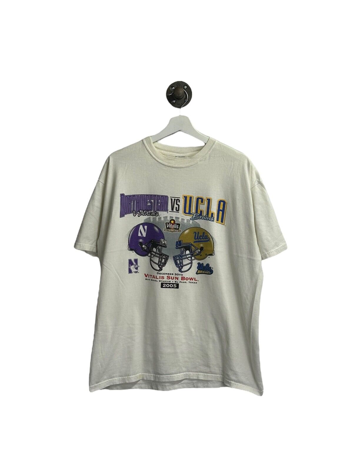 Vintage Y2K Wildcats Vs Bruins NCAA Football Helmet Graphic T-Shirt Size XL