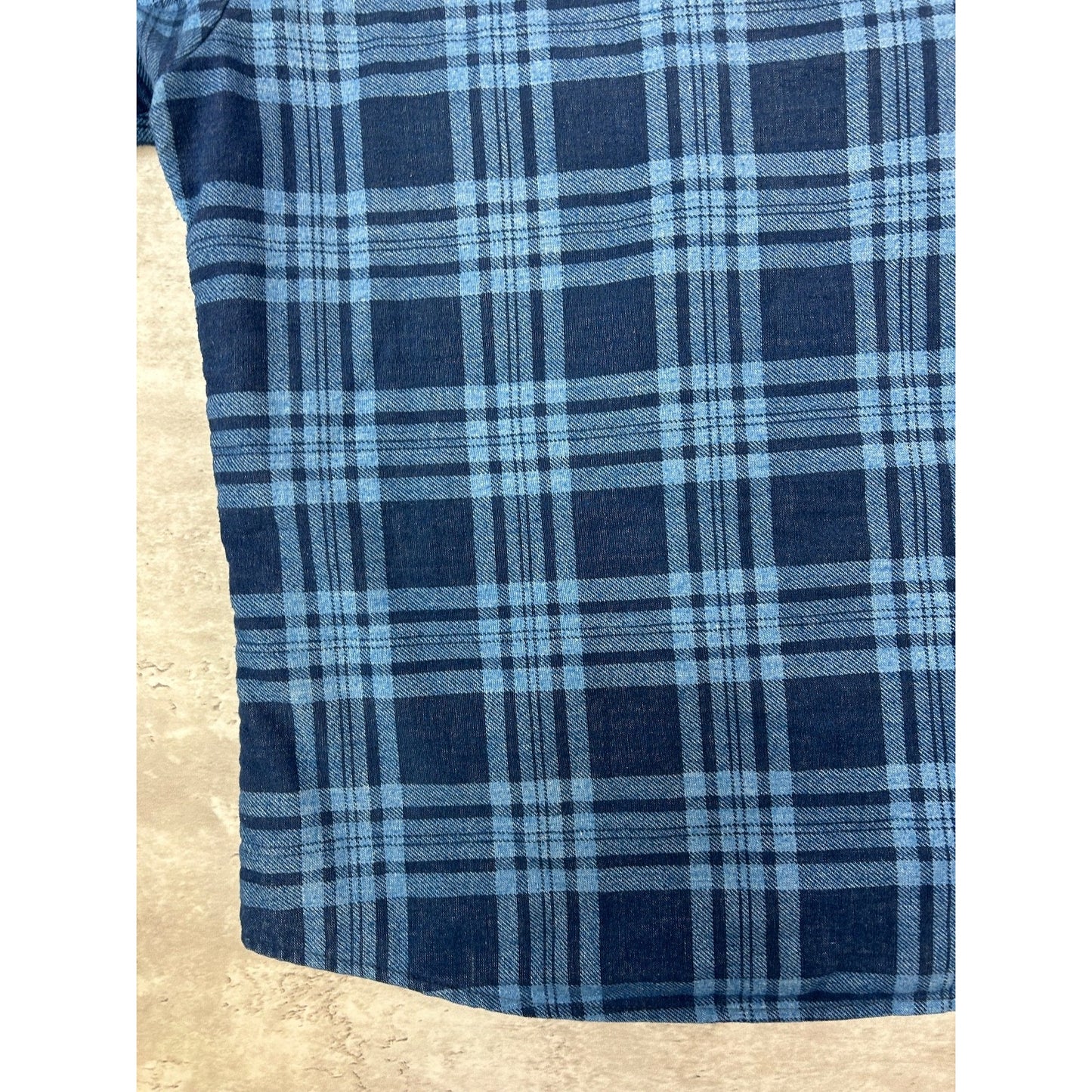 Vintage 80s/90s Insulated Plaid Long Sleeve Button Up Shirt Size Medium