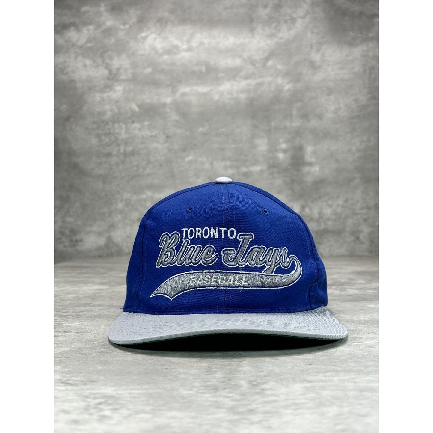 Vintage 90s Toronto Blue Jays MLB Starter Tailsweep Script Snapback Hat OSFA