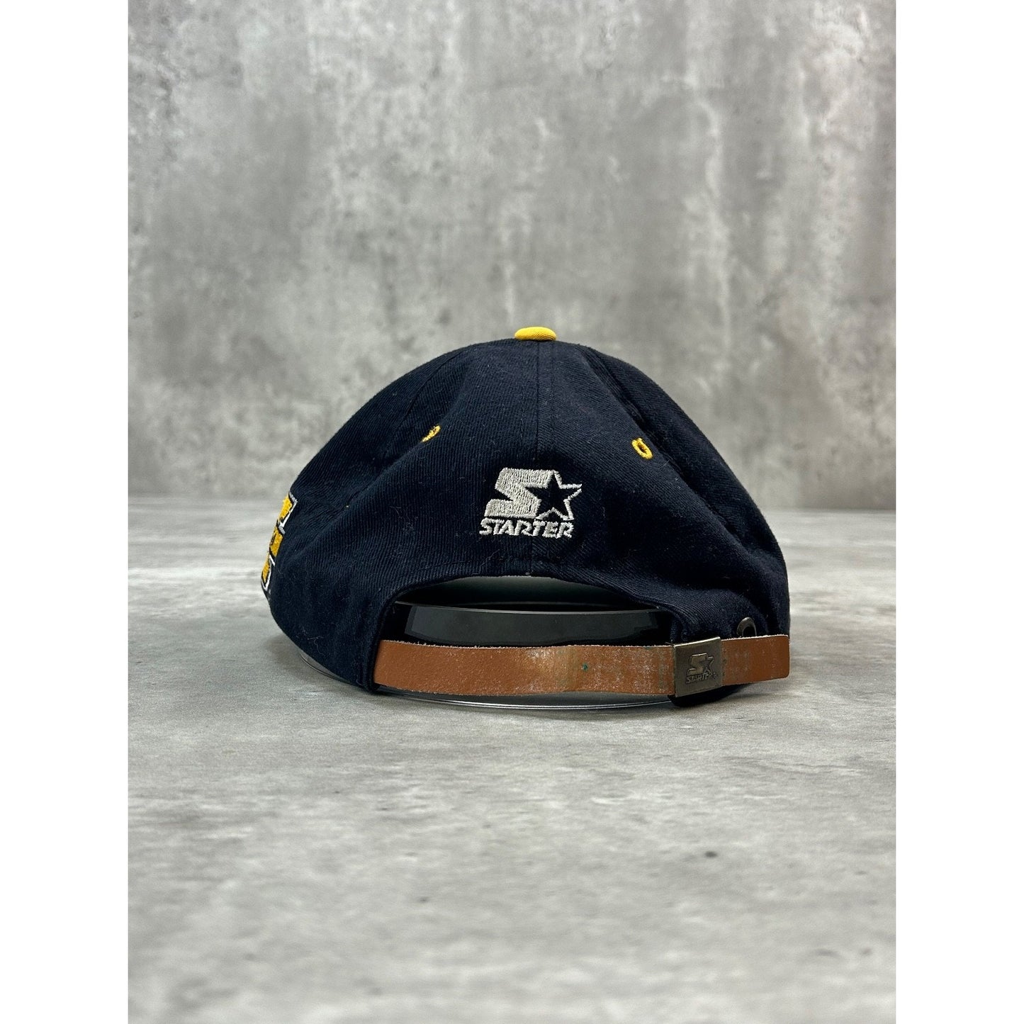 Vintage 90s Michigan Wolverines NCAA Starter Arc Spellout YOUTH Strapback Hat