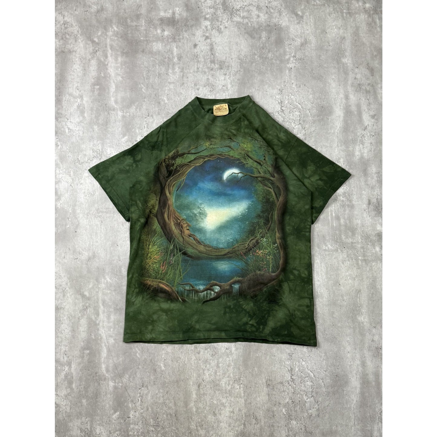 Vintage 2004 Mountain Mystical Landscape Nature Graphic Tye Dye T-Shirt Sz Large