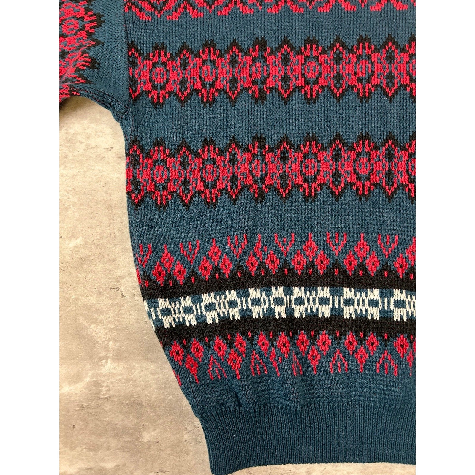 Vintage 90s Geometric Striped Print Pullover Knit Sweater Size Large