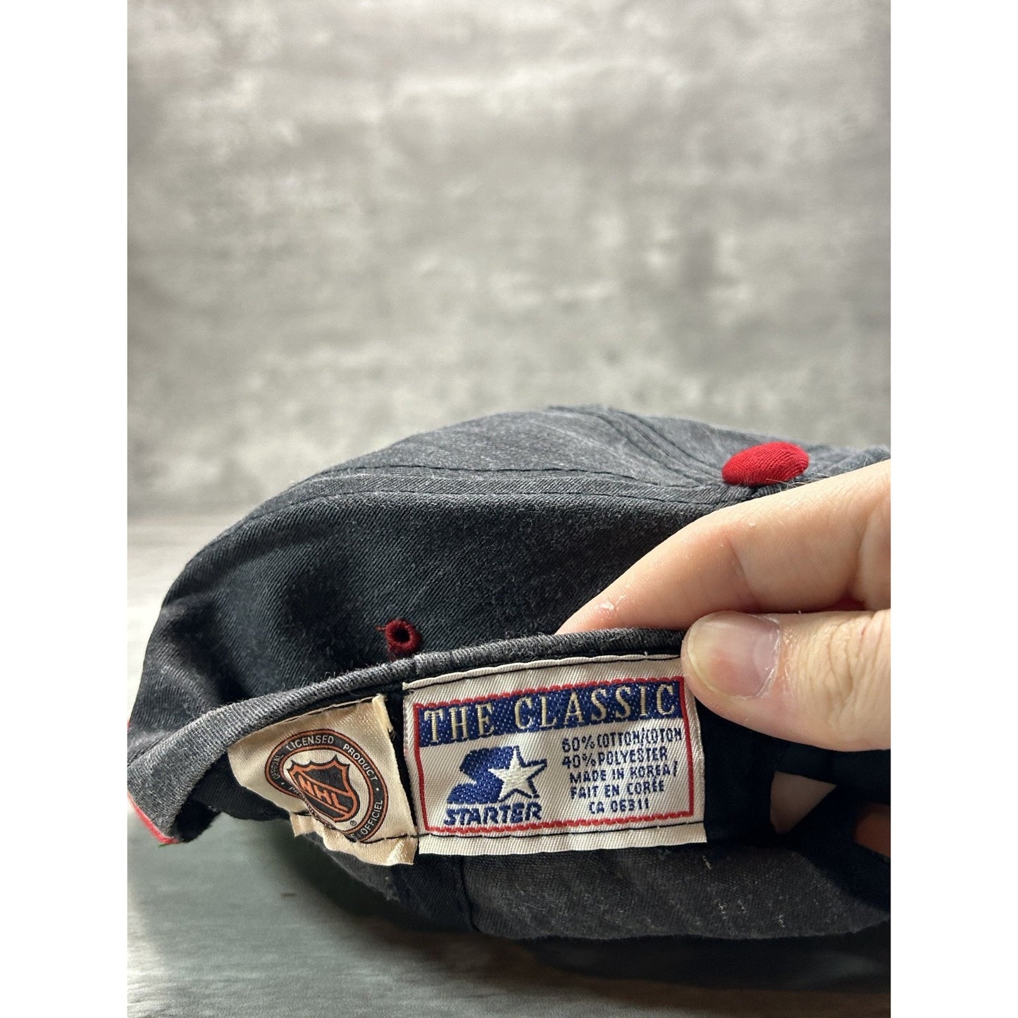 Vintage 90s Ottawa Senators NHL Embroidered Logo Starter Snapback Hat OSFA