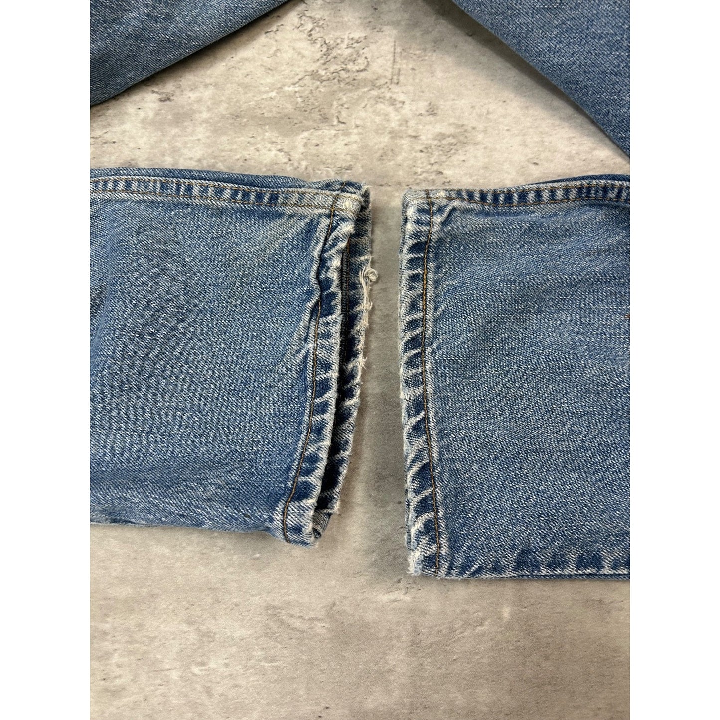 Vintage 90s Levis 550 Red Tab Relaxed Fit Medium Wash Denim Pants Pants Size 34